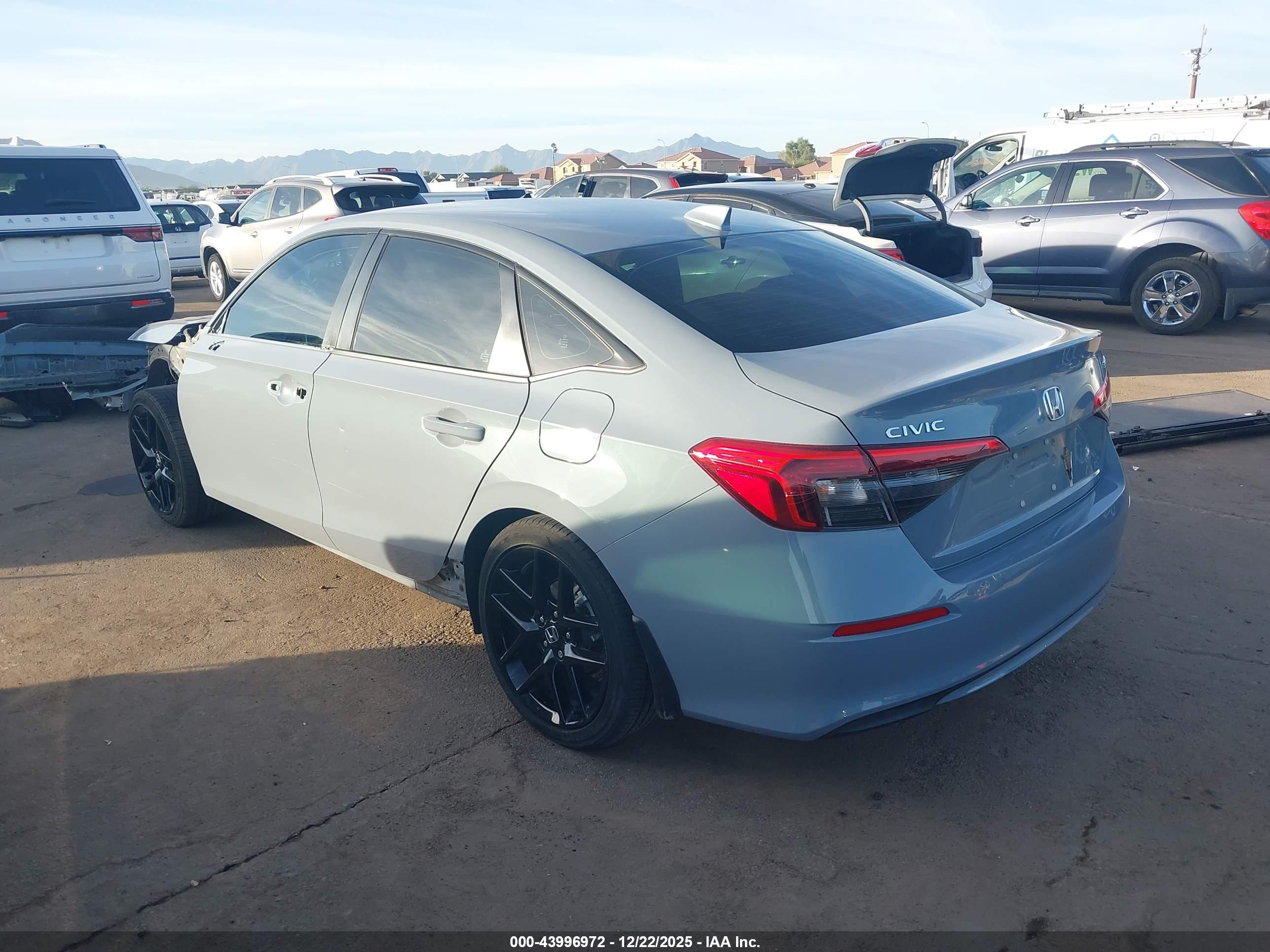 HONDA CIVIC image 3