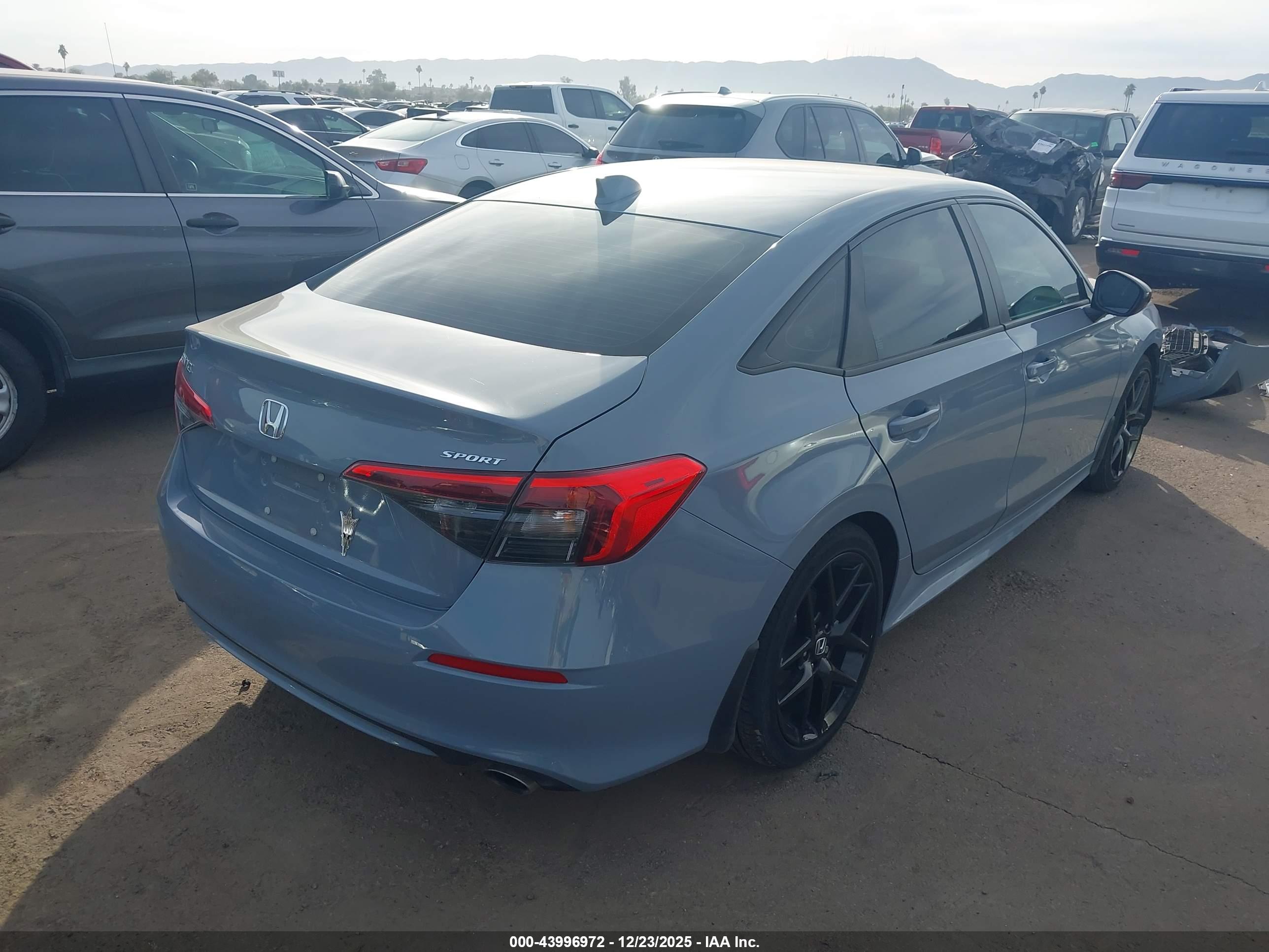 HONDA CIVIC image 4