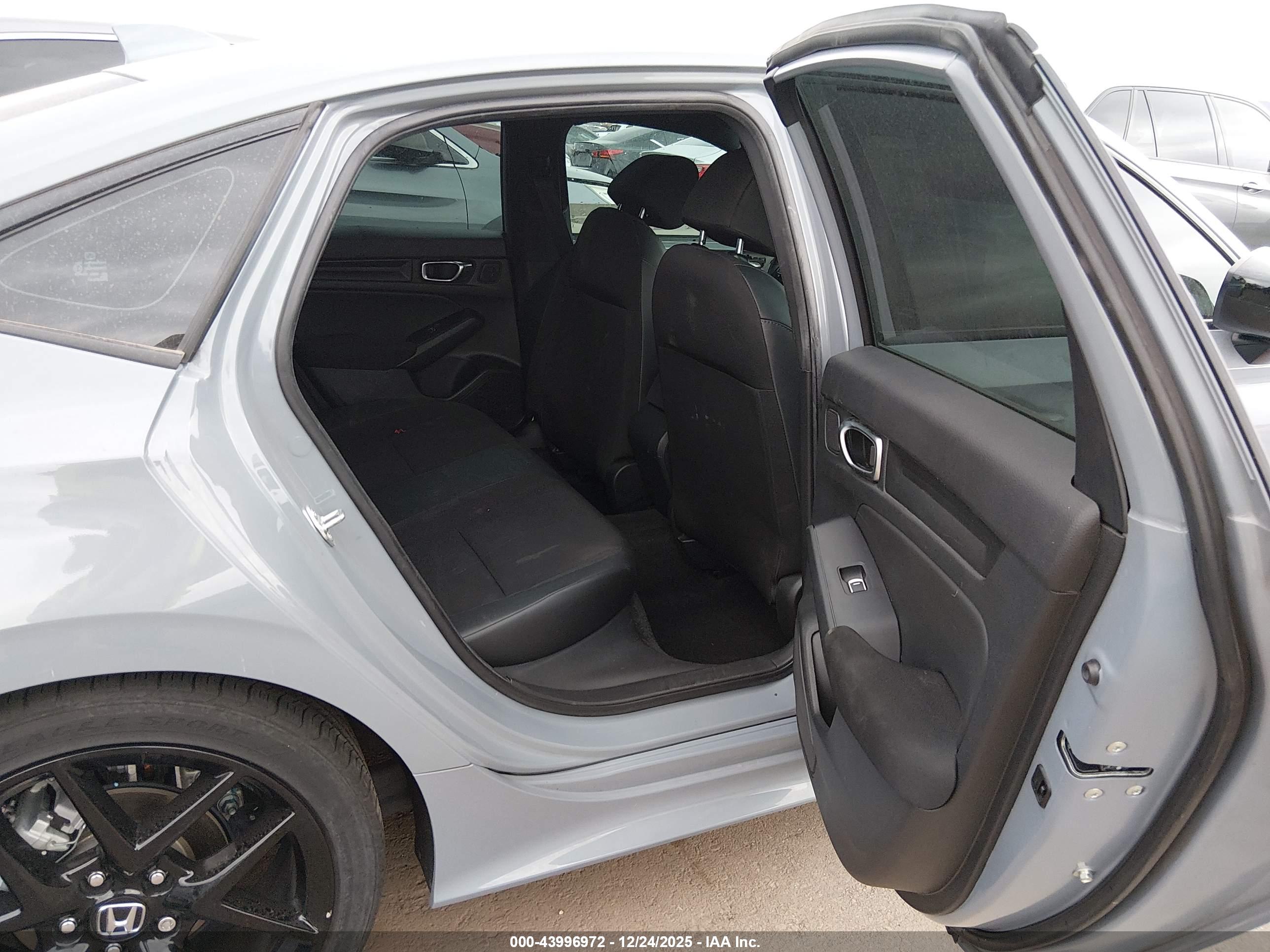 HONDA CIVIC image 8