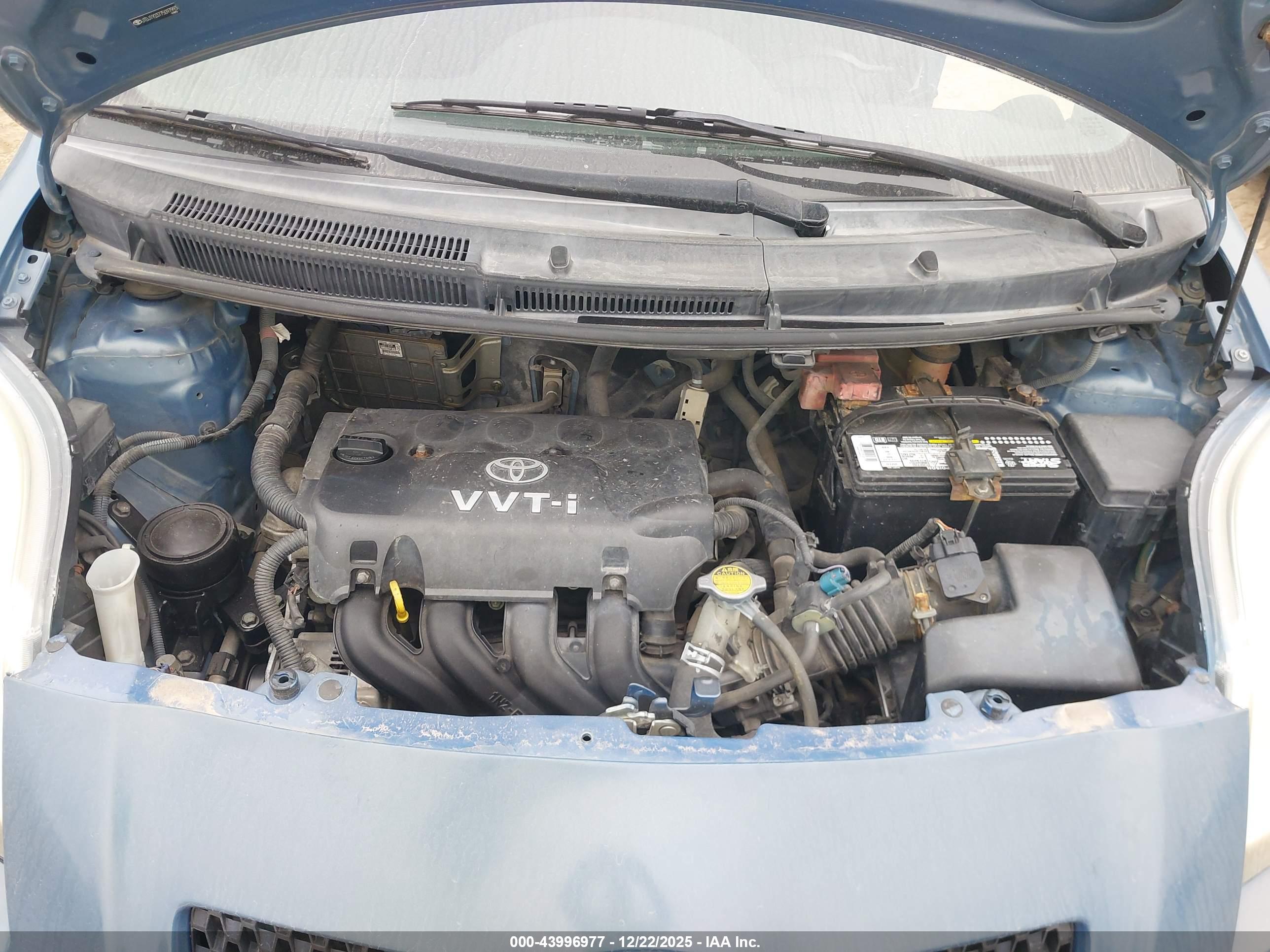 TOYOTA YARIS image 10