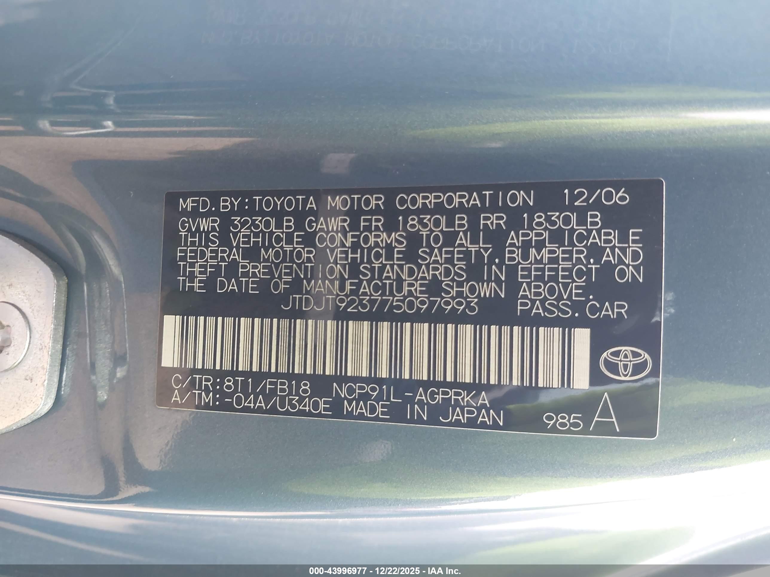 TOYOTA YARIS image 9