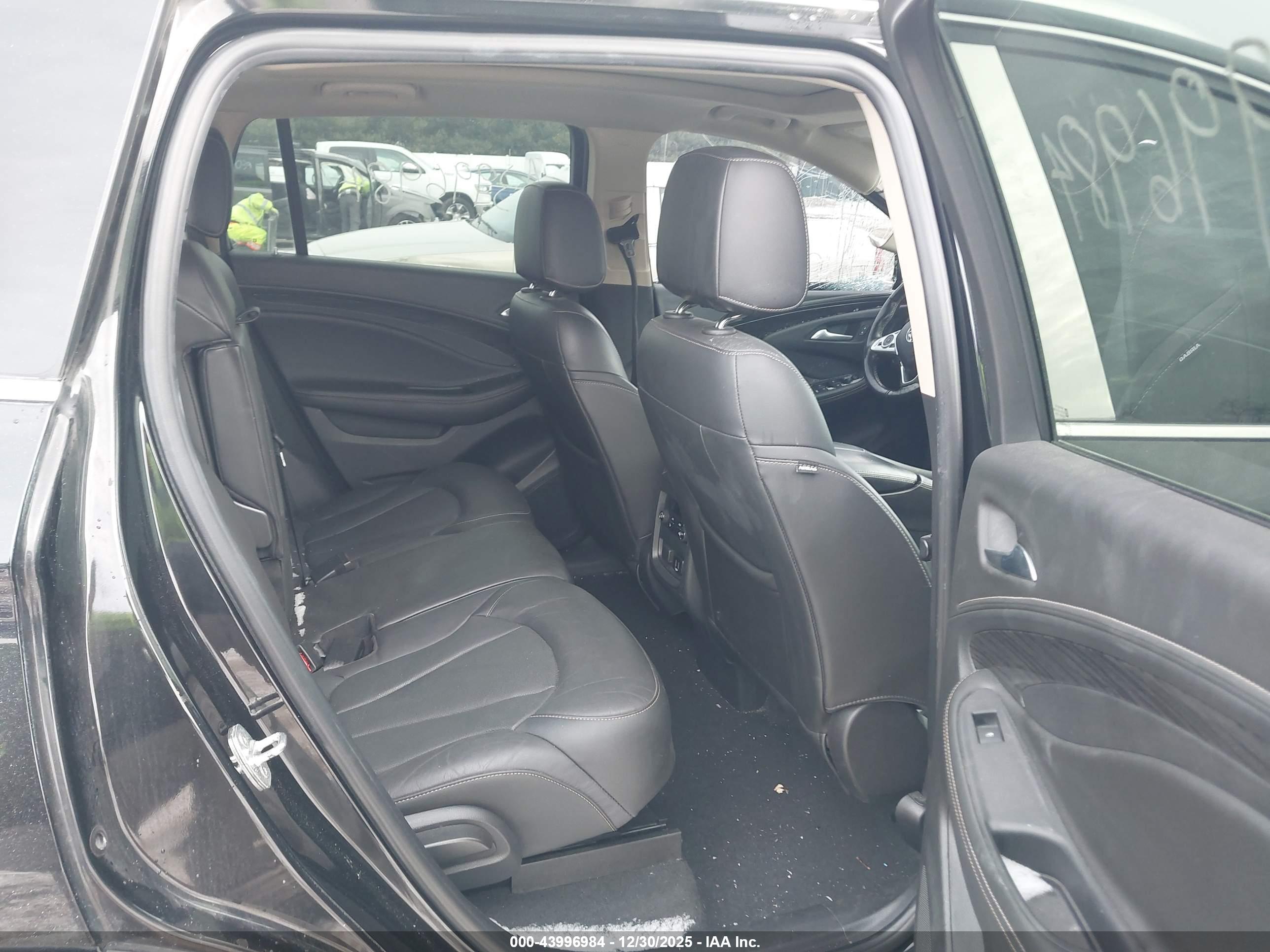 BUICK ENVISION image 8