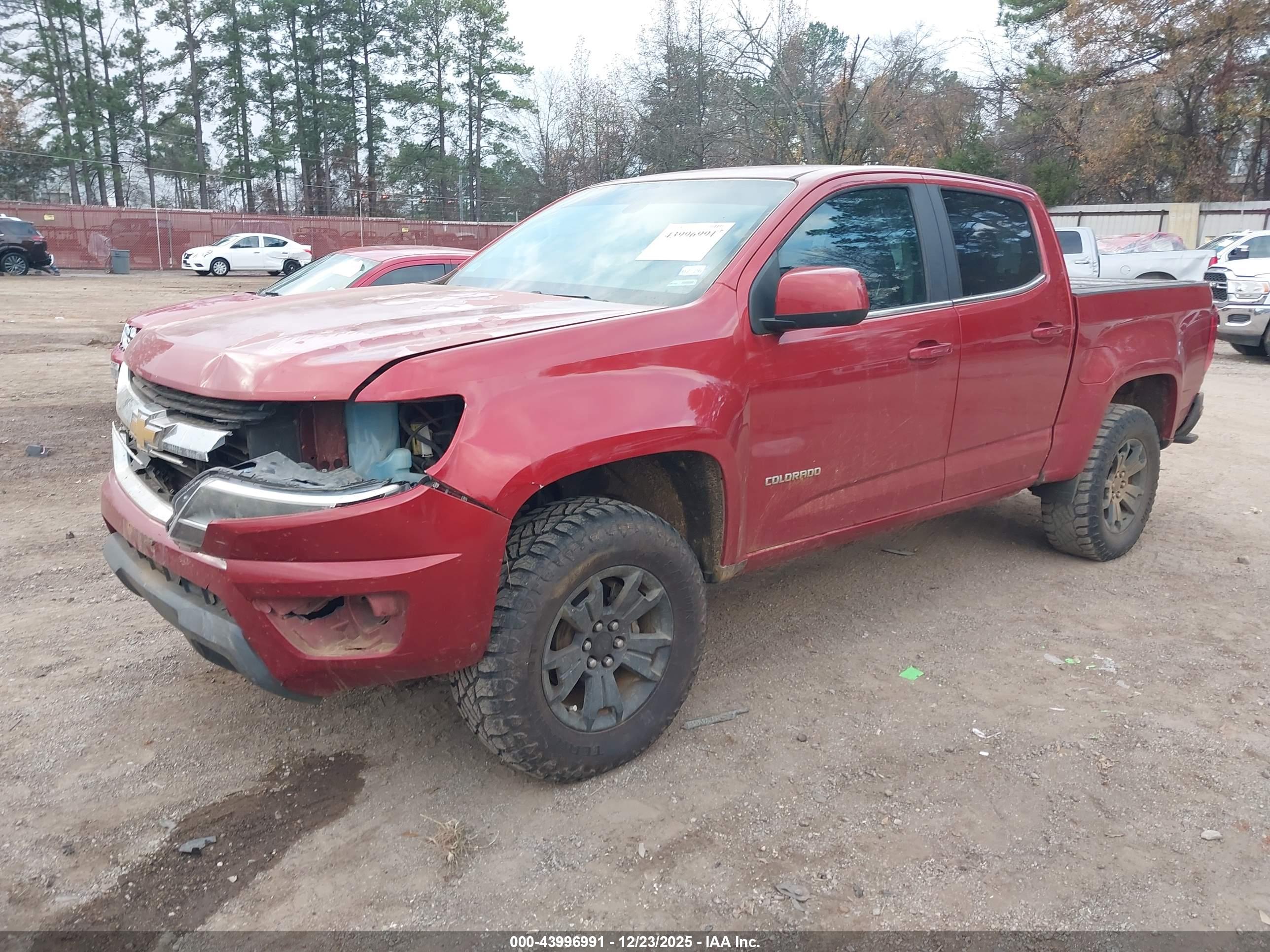 CHEVROLET COLORADO image 2