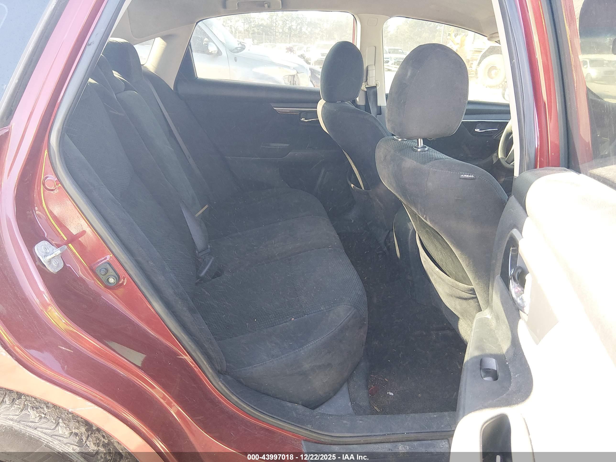 NISSAN ALTIMA image 8