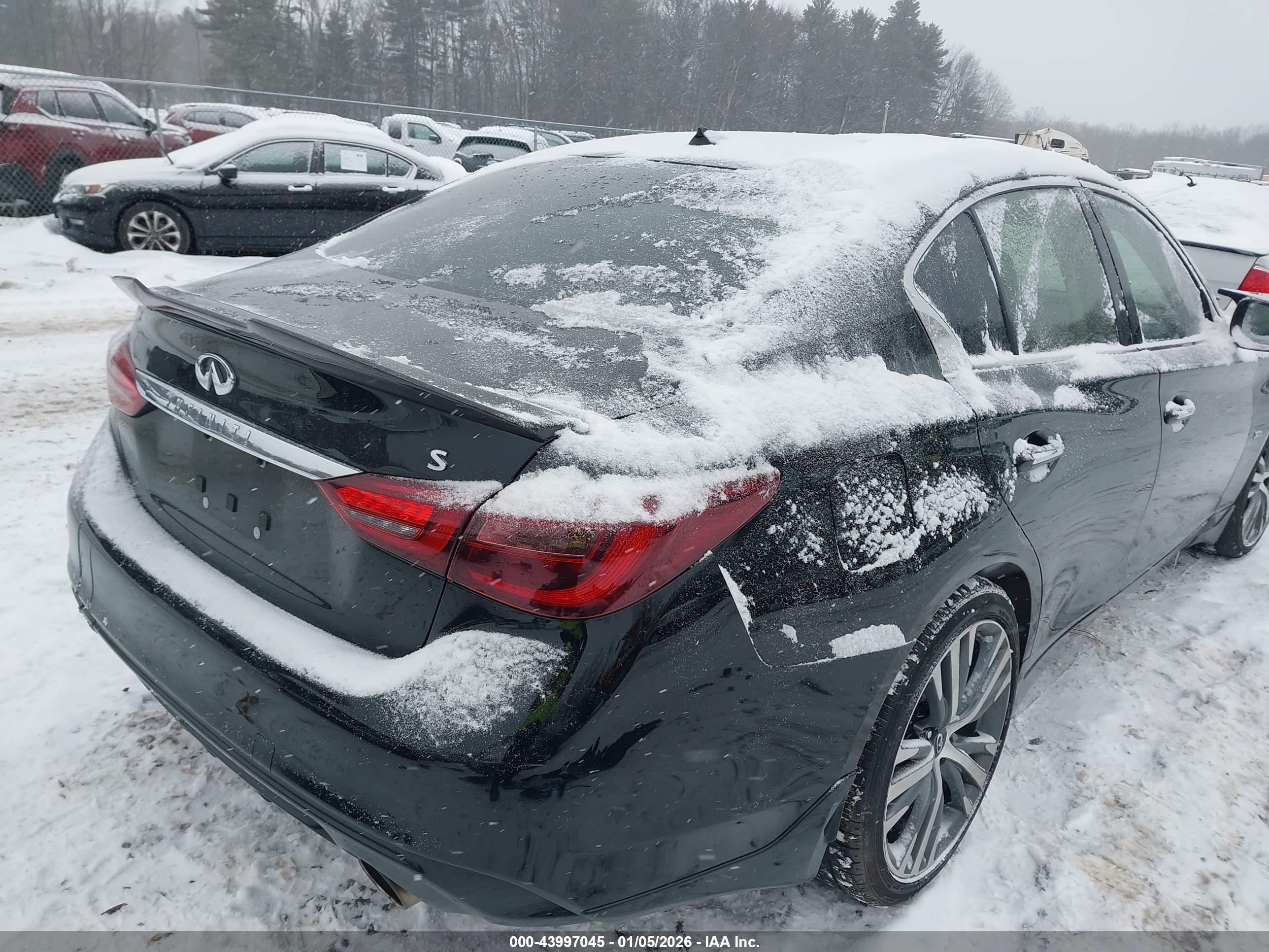 INFINITI Q50 image 4