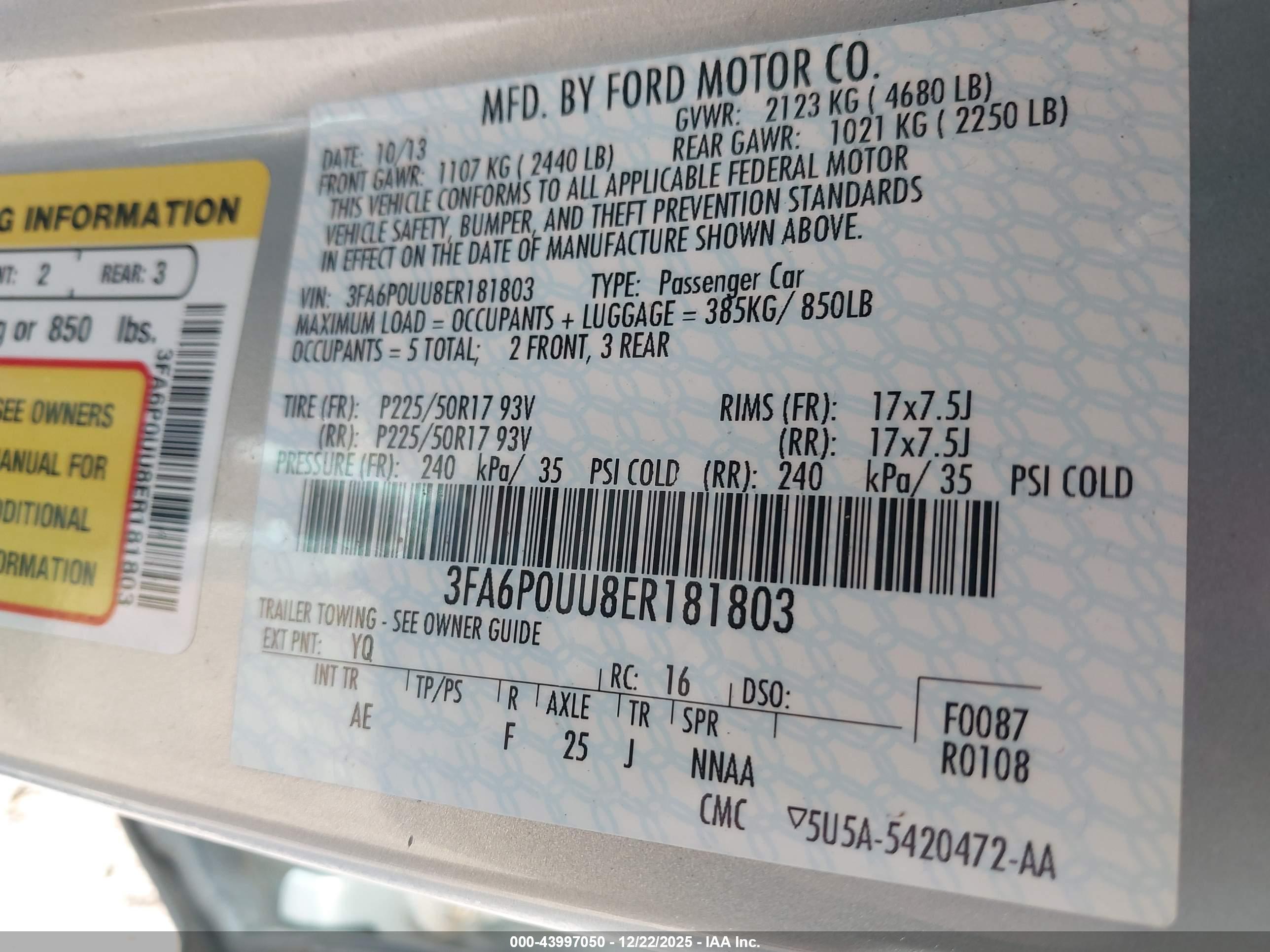 FORD FUSION image 9