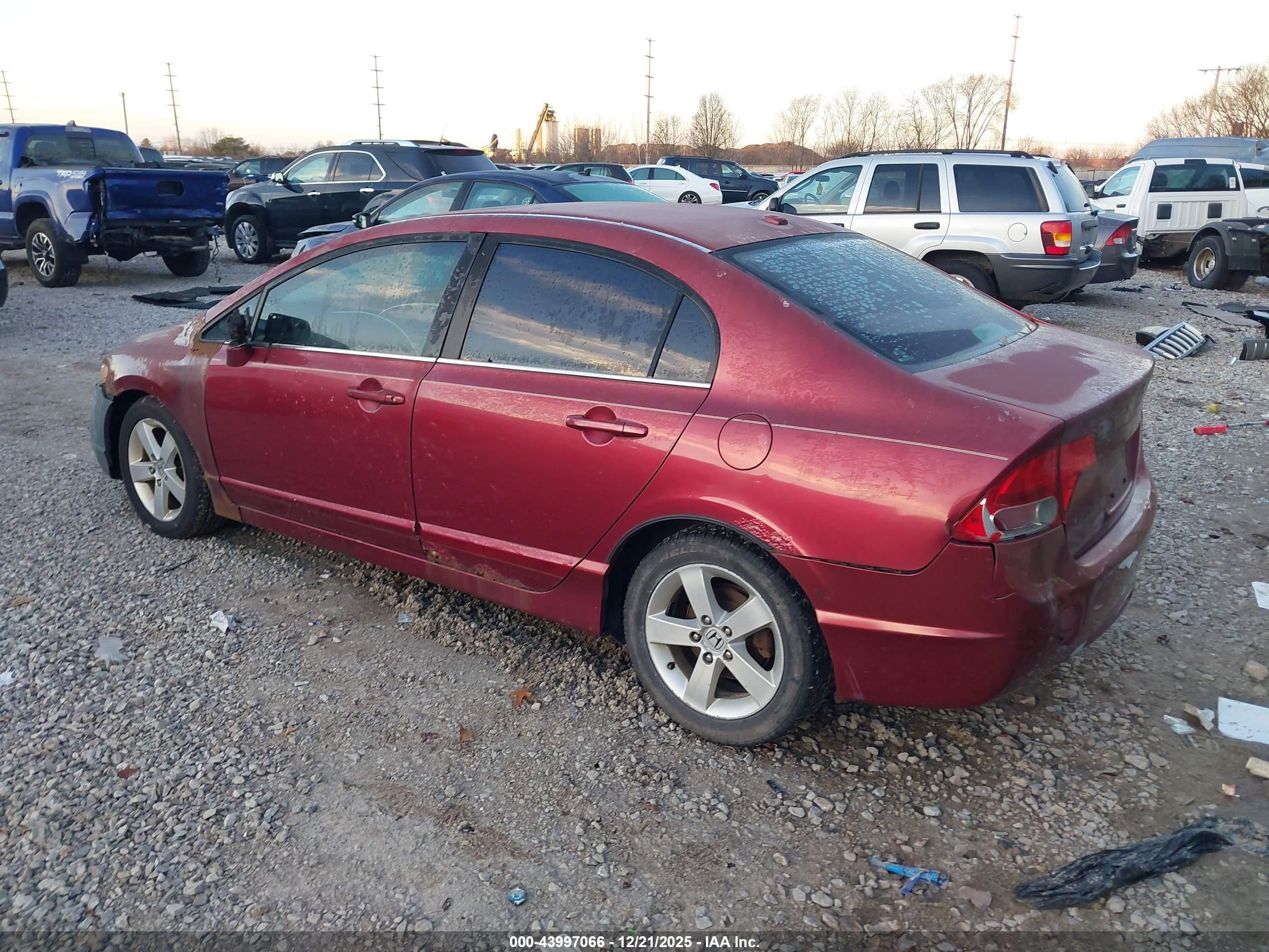 HONDA CIVIC image 3
