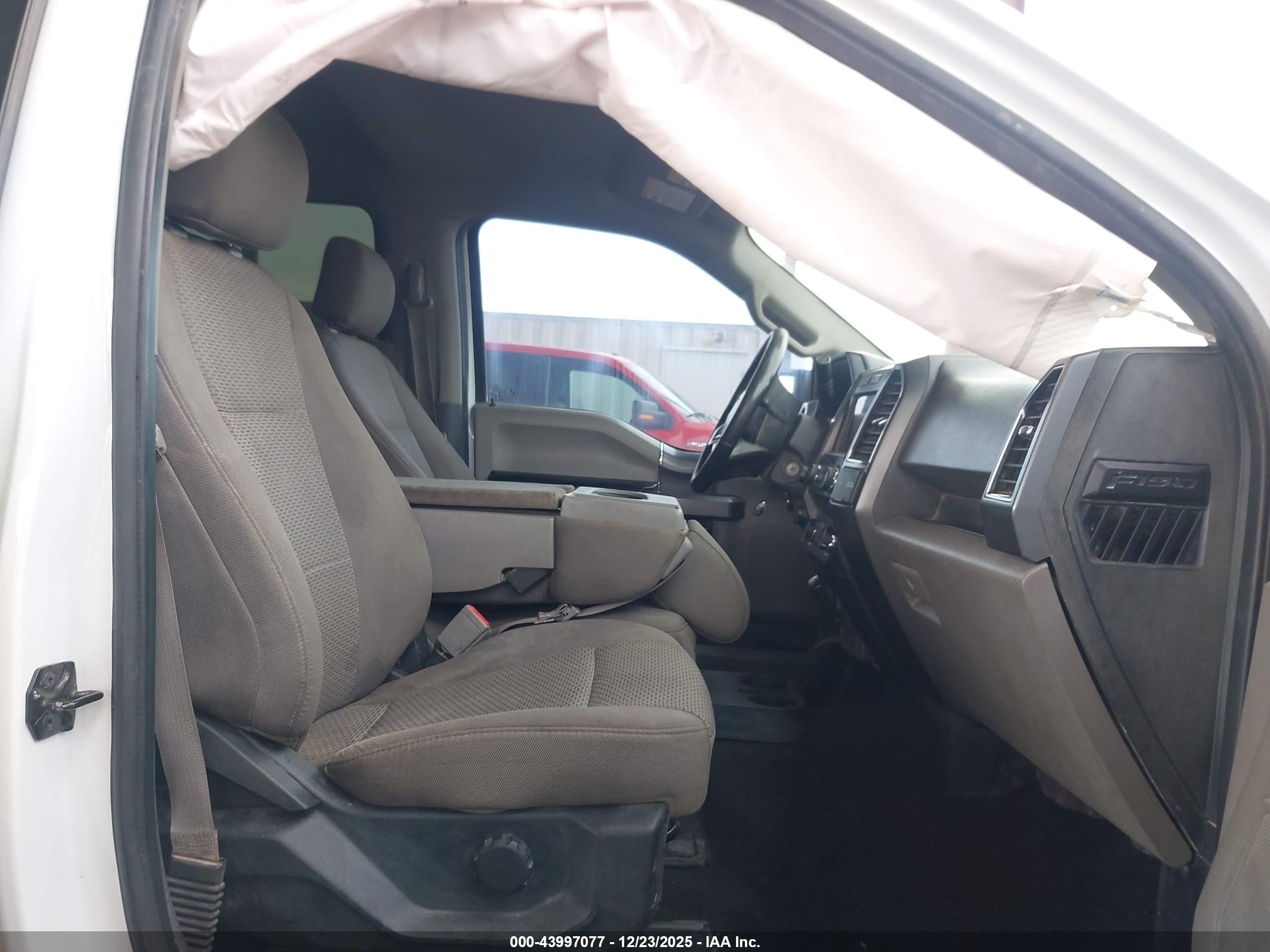 FORD F-150 image 5