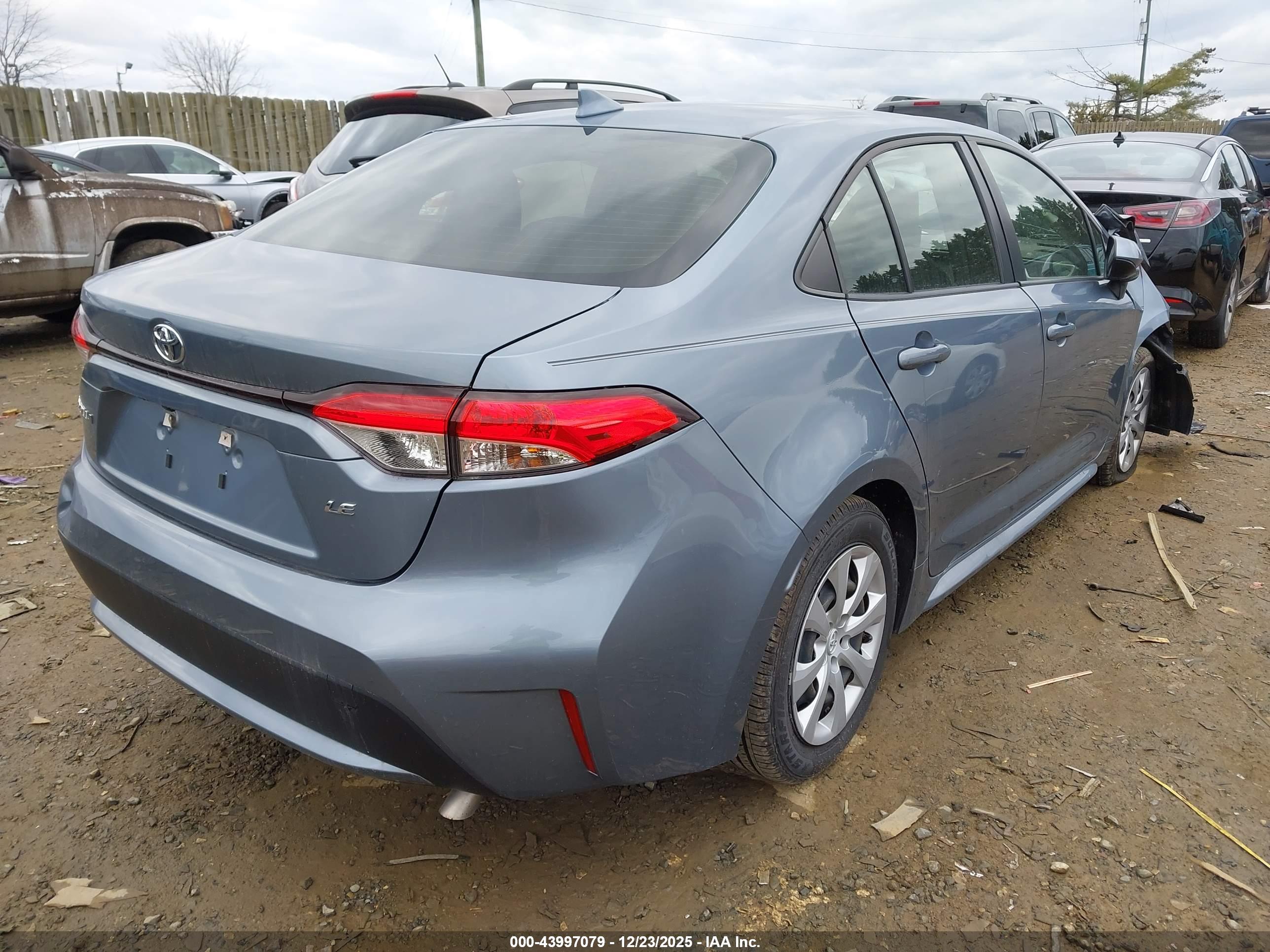 TOYOTA COROLLA image 4