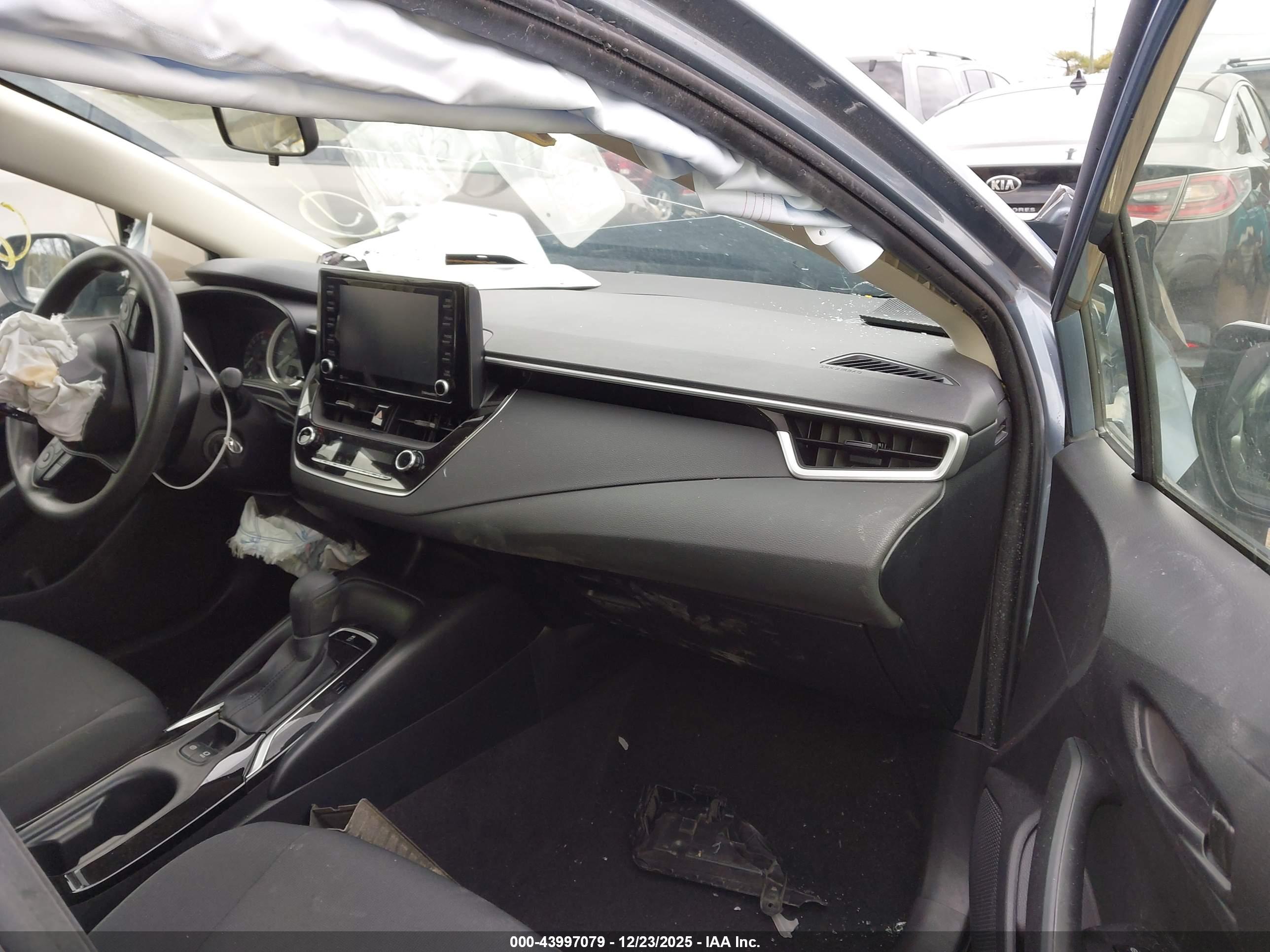 TOYOTA COROLLA image 5