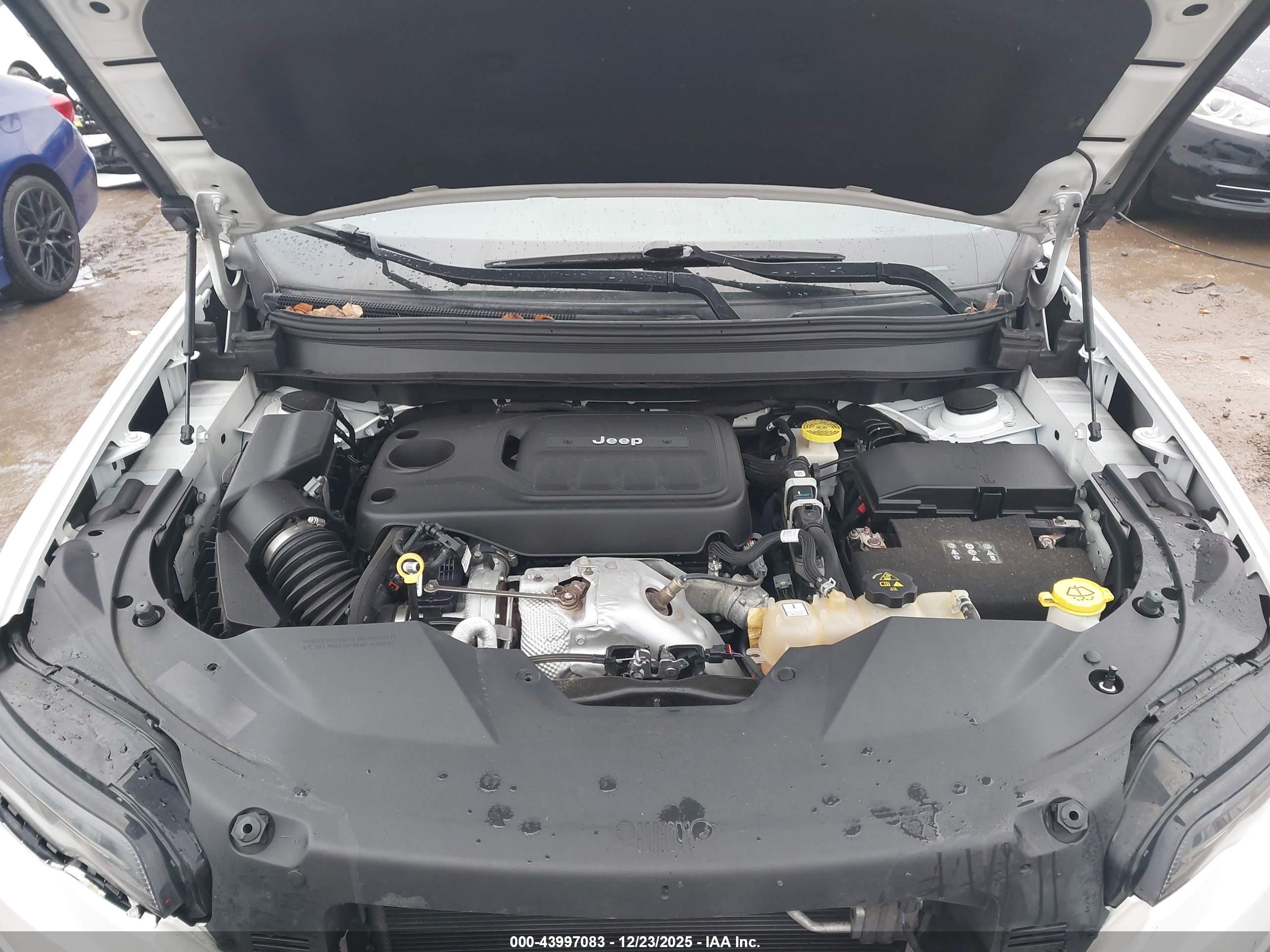 JEEP CHEROKEE image 10