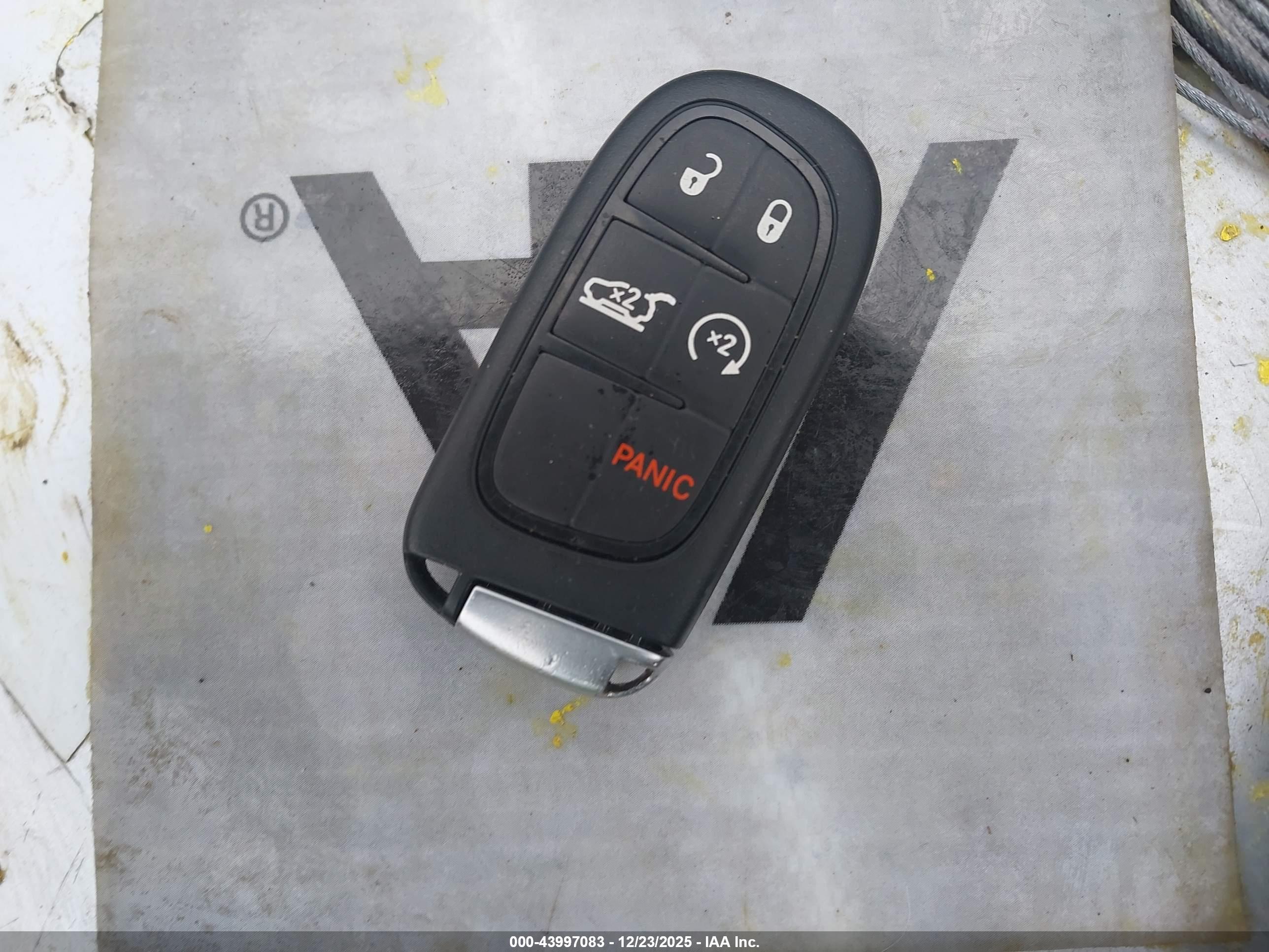 JEEP CHEROKEE image 11