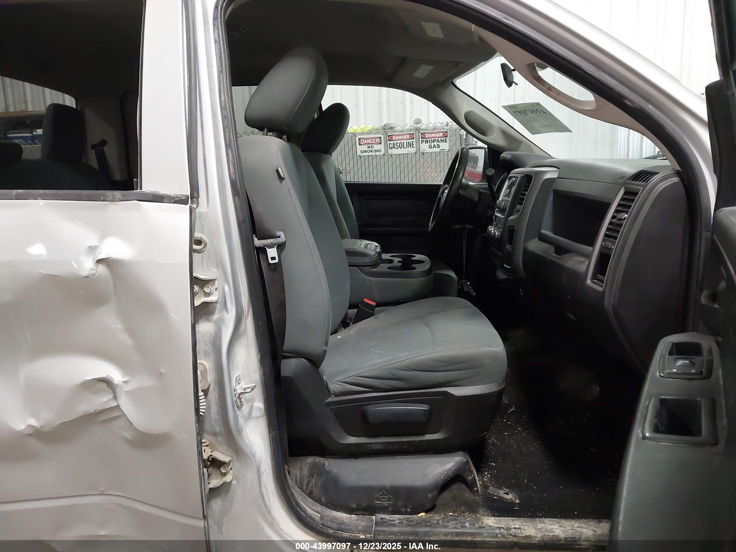 RAM 1500 image 5
