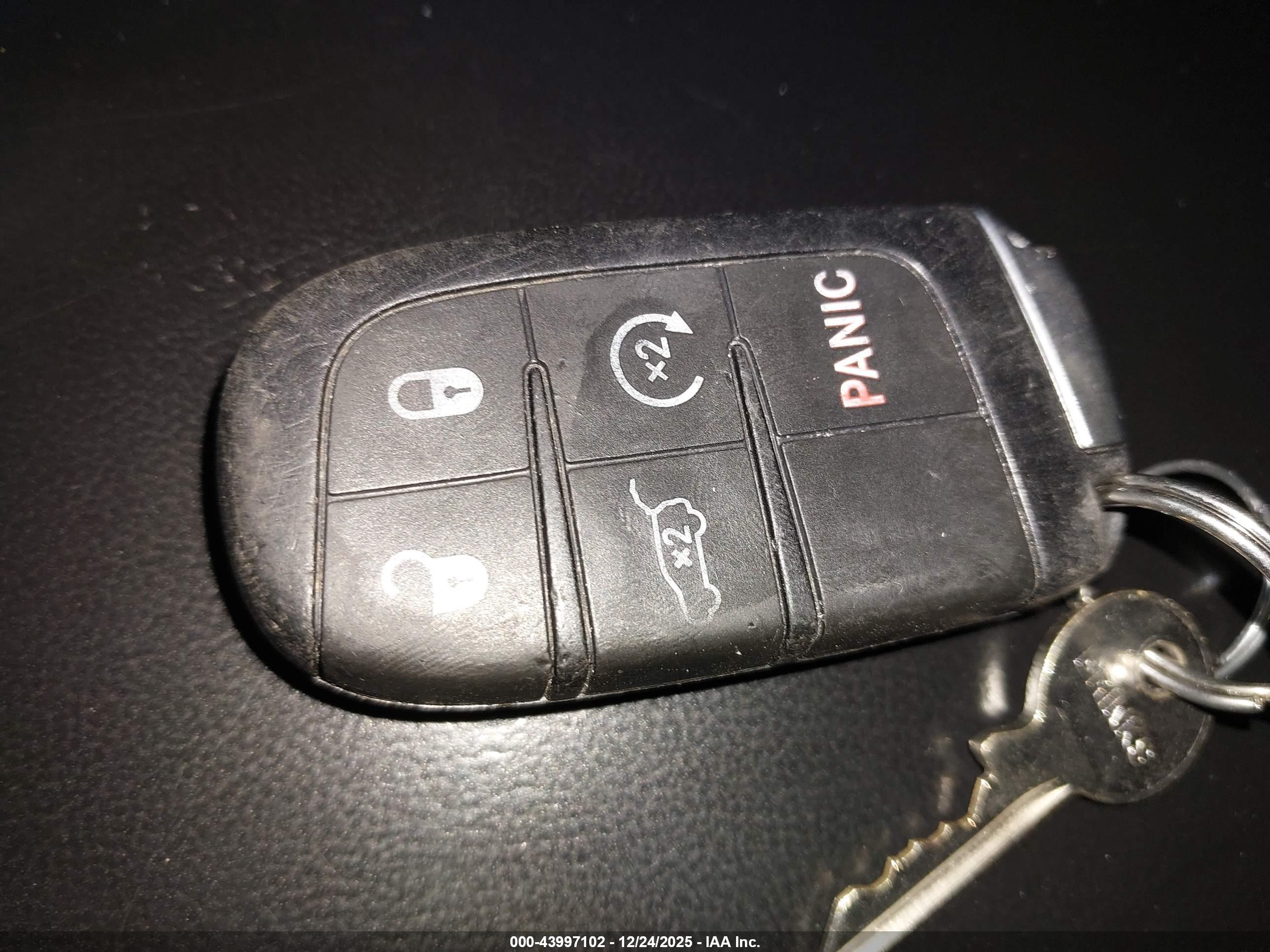 DODGE DURANGO image 11