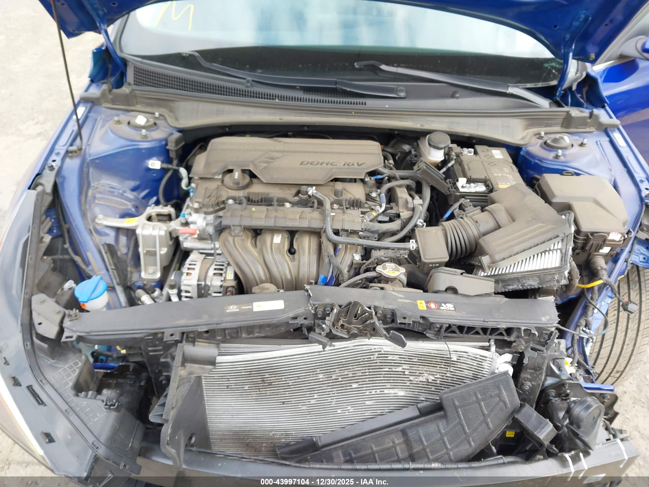 HYUNDAI ELANTRA image 10