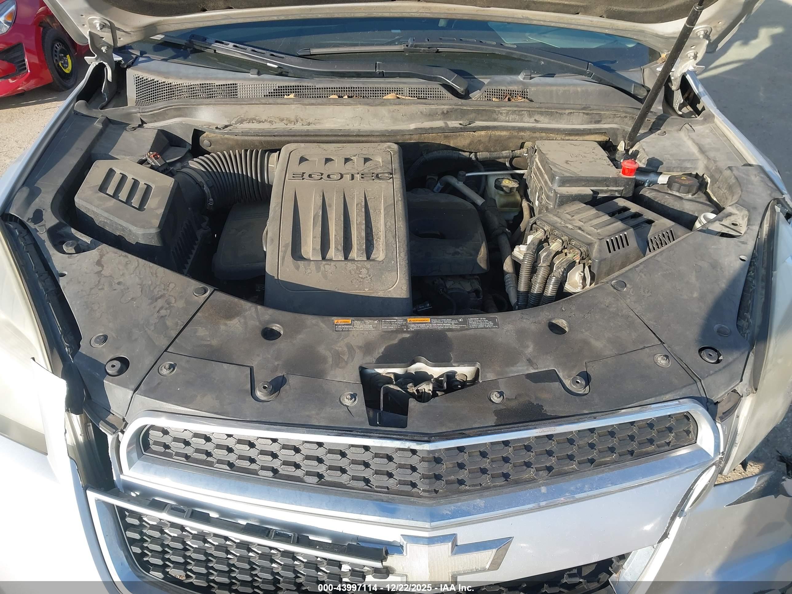 CHEVROLET EQUINOX image 10