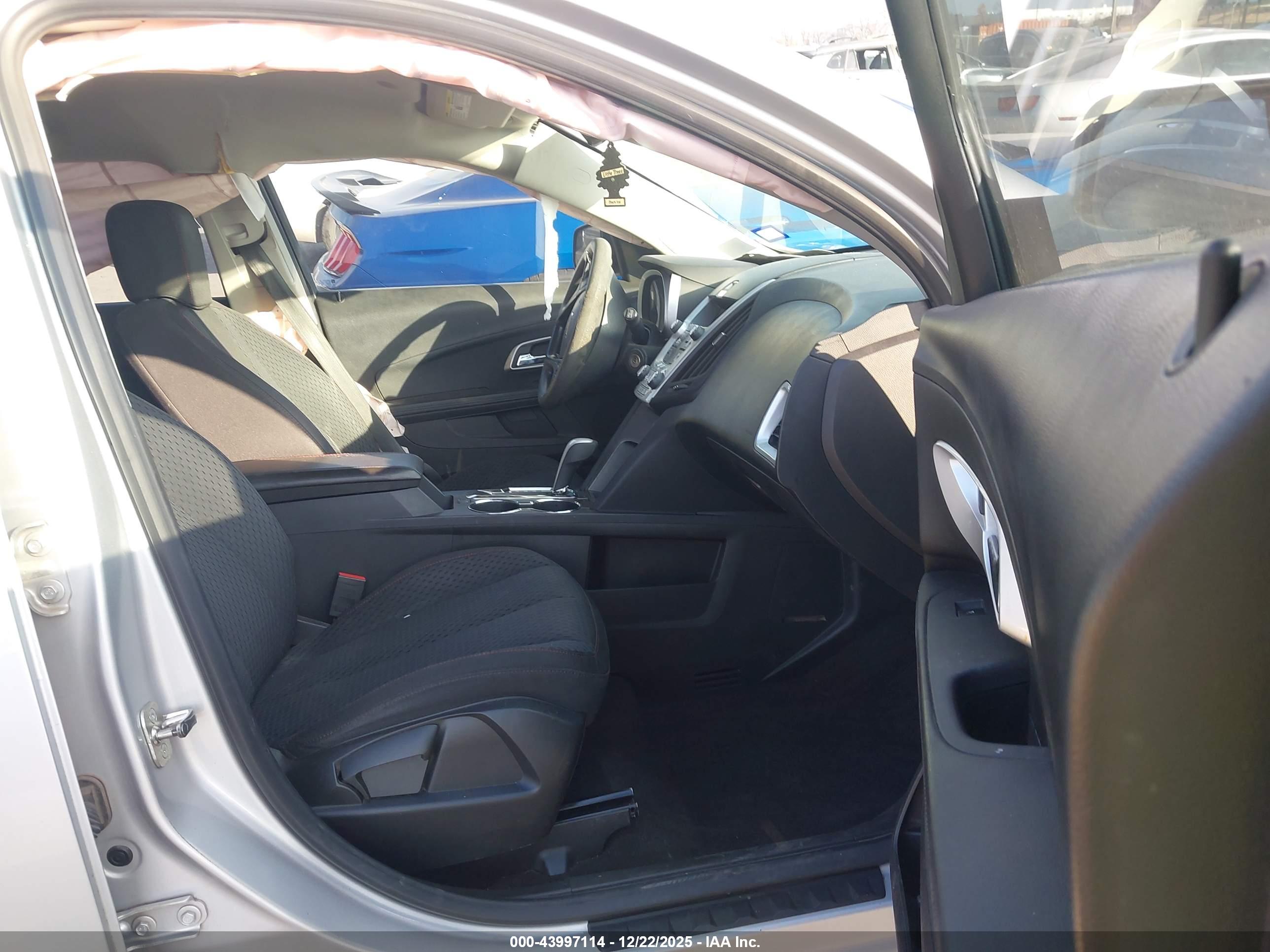 CHEVROLET EQUINOX image 5