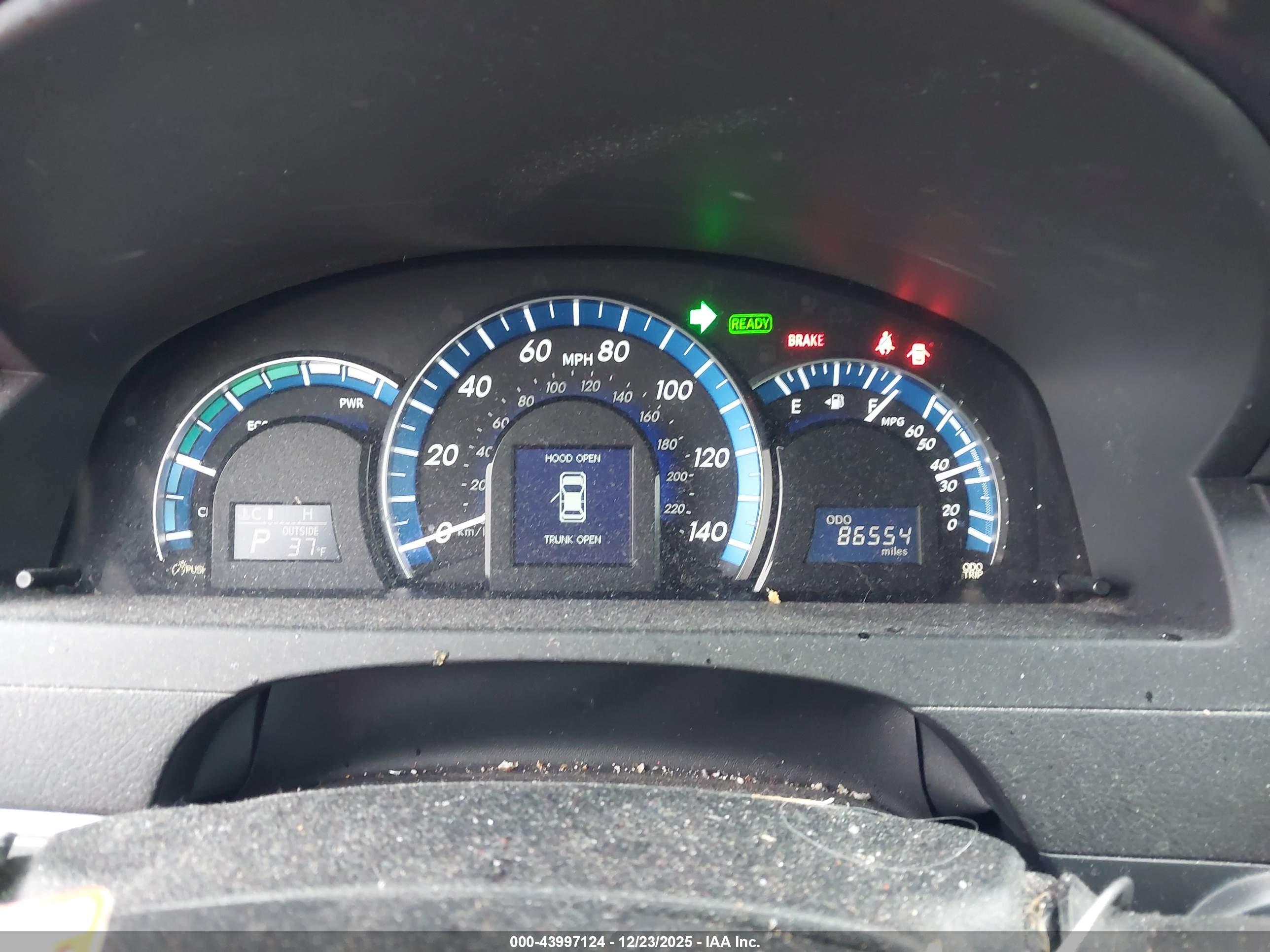 TOYOTA CAMRY image 7