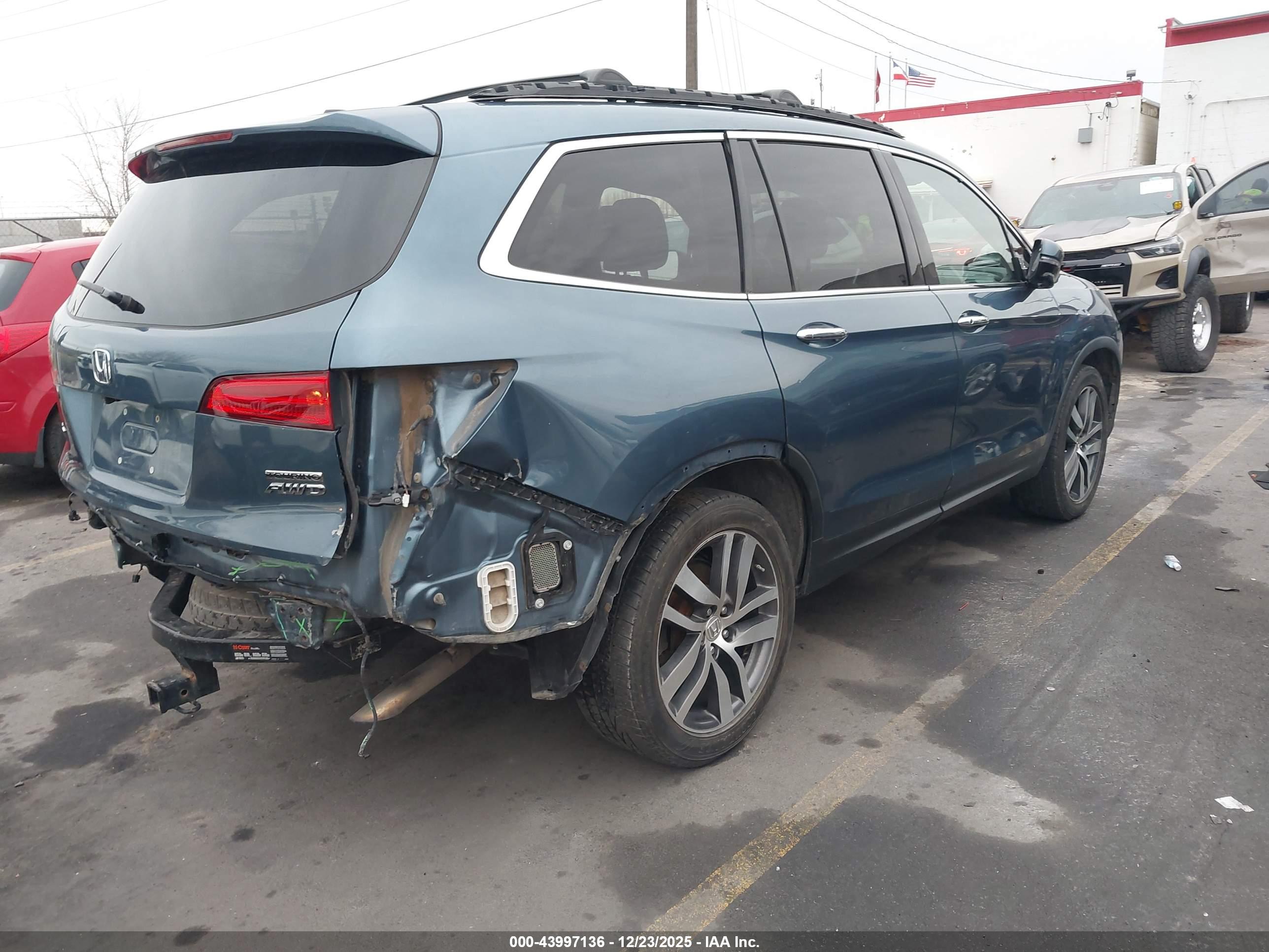 HONDA PILOT image 4