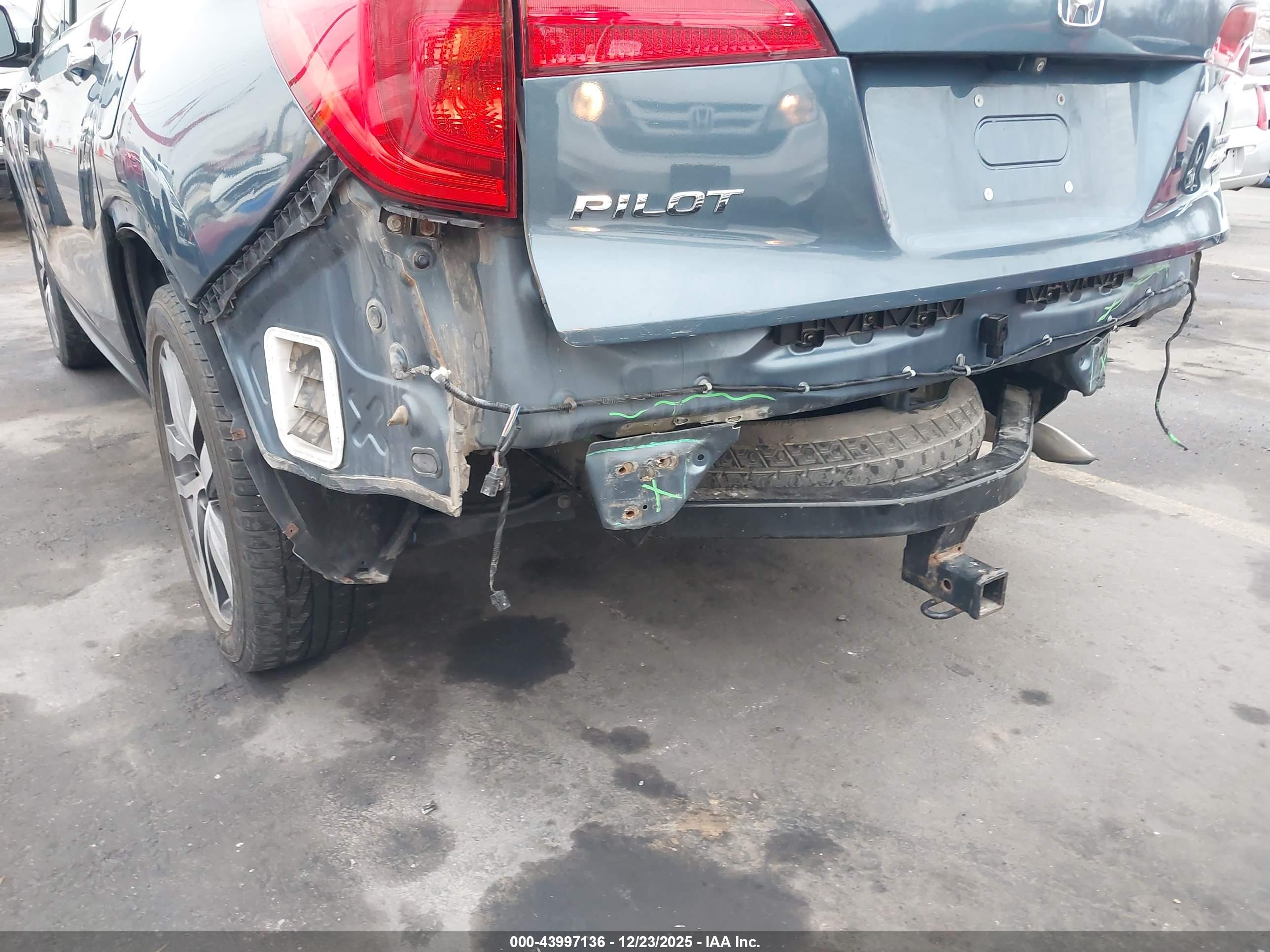 HONDA PILOT image 6