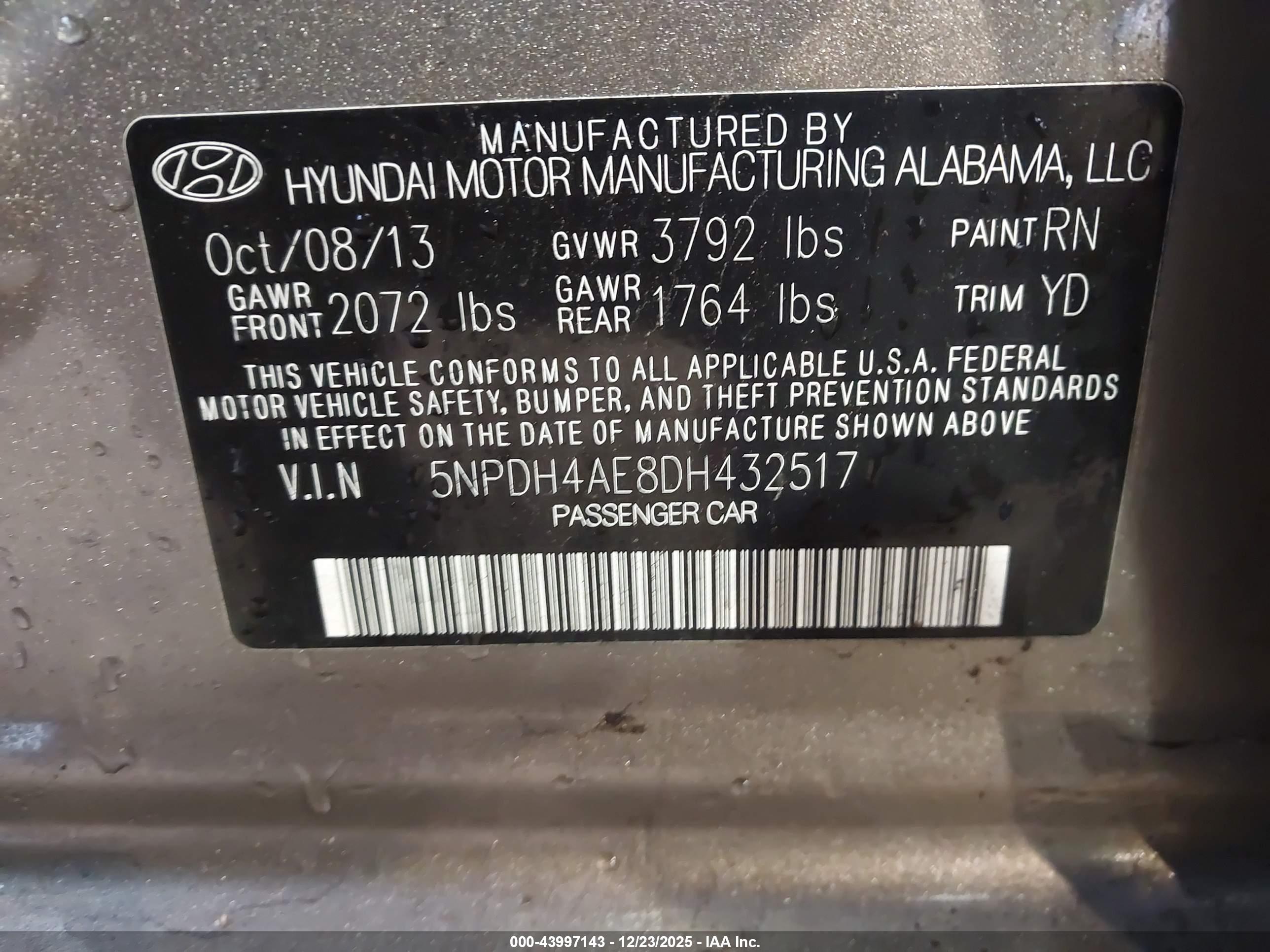 HYUNDAI ELANTRA image 9