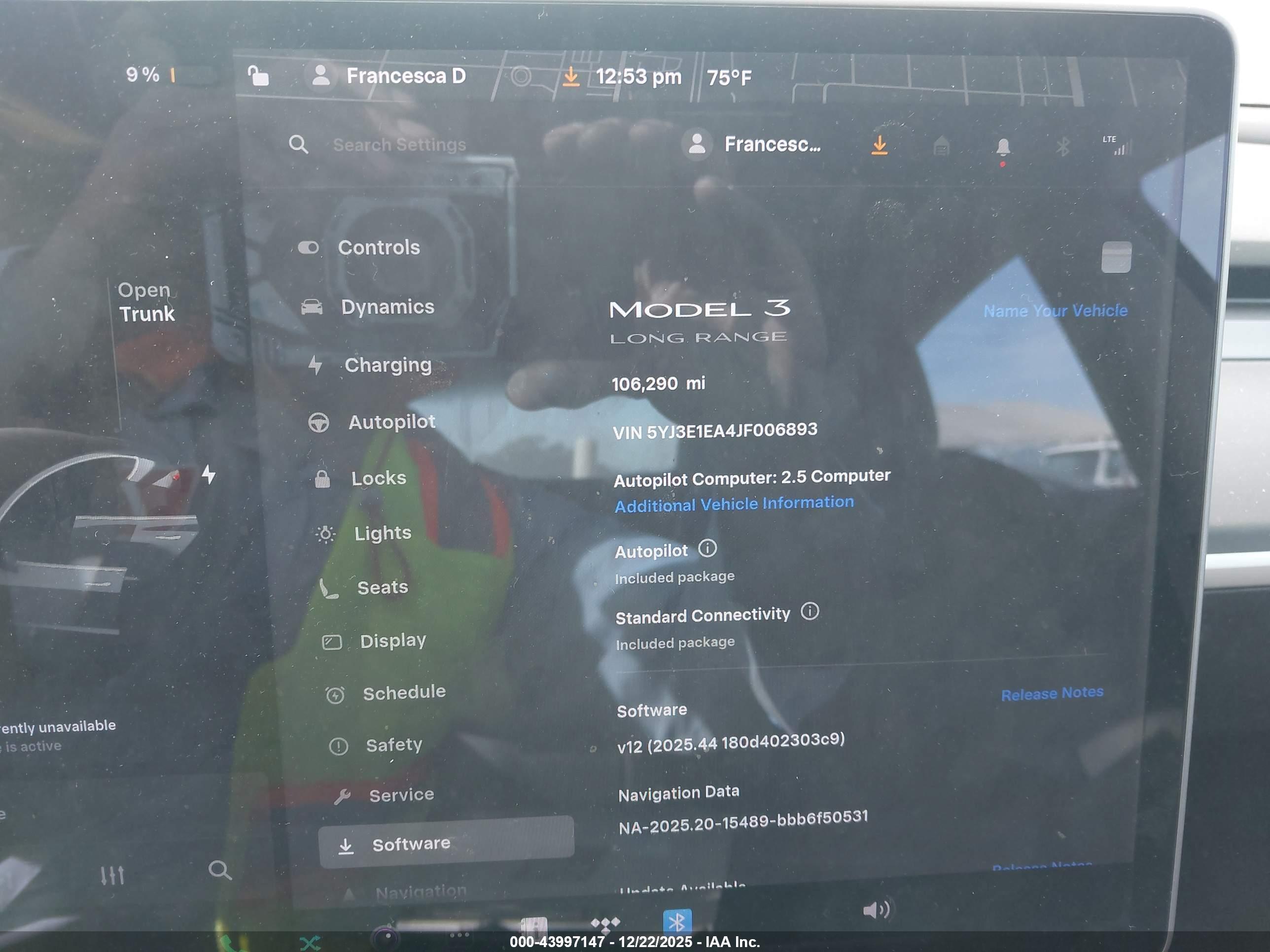 TESLA MODEL image 7