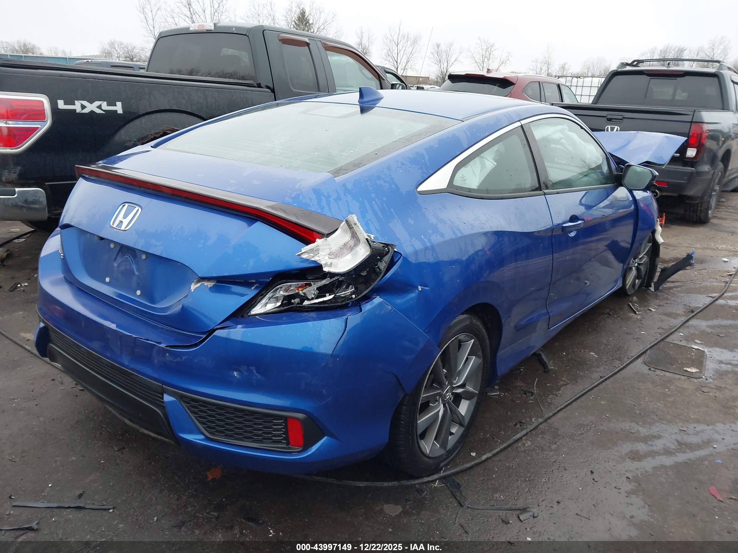 HONDA CIVIC image 4