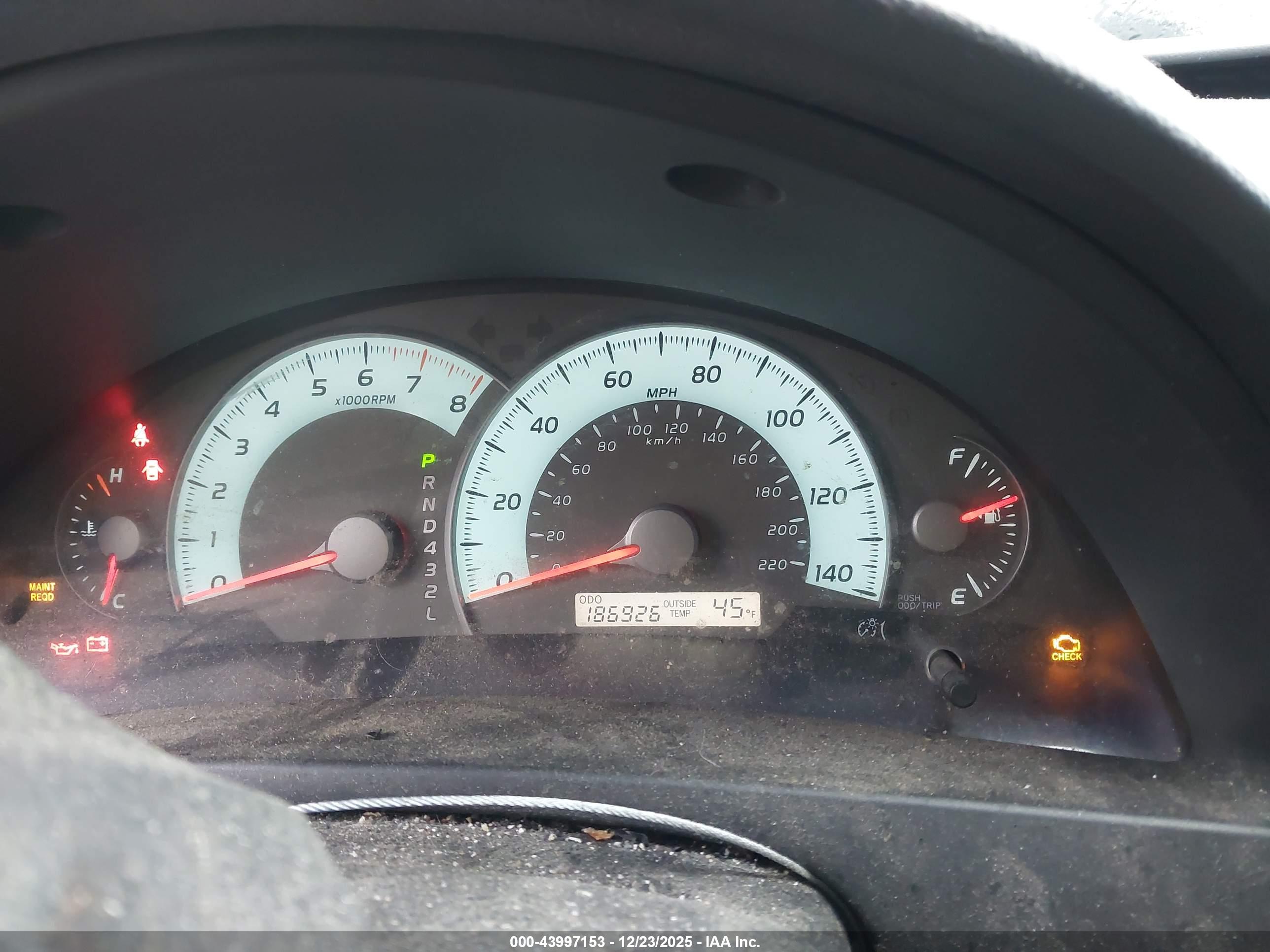 TOYOTA CAMRY image 7