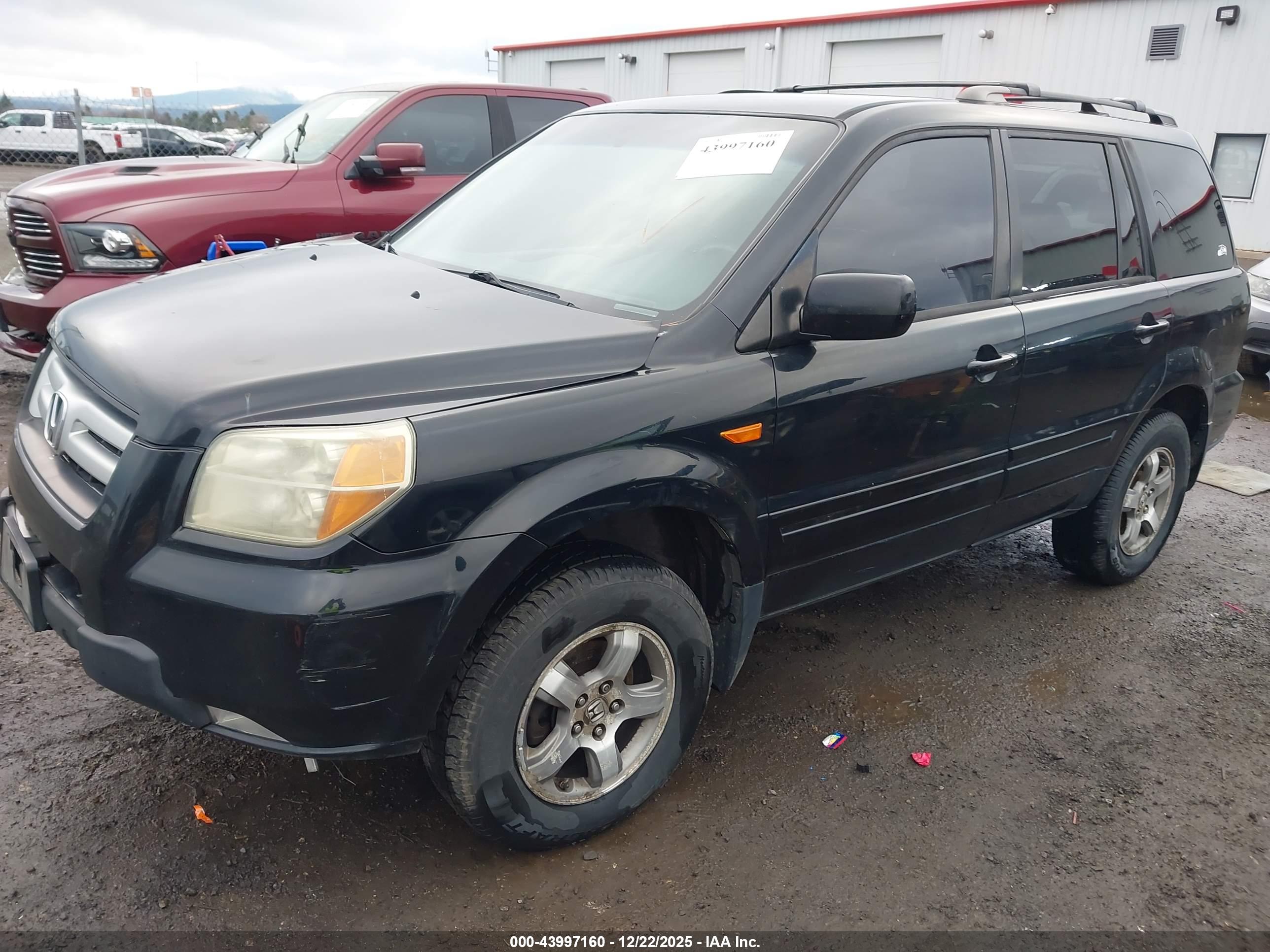 HONDA PILOT image 2
