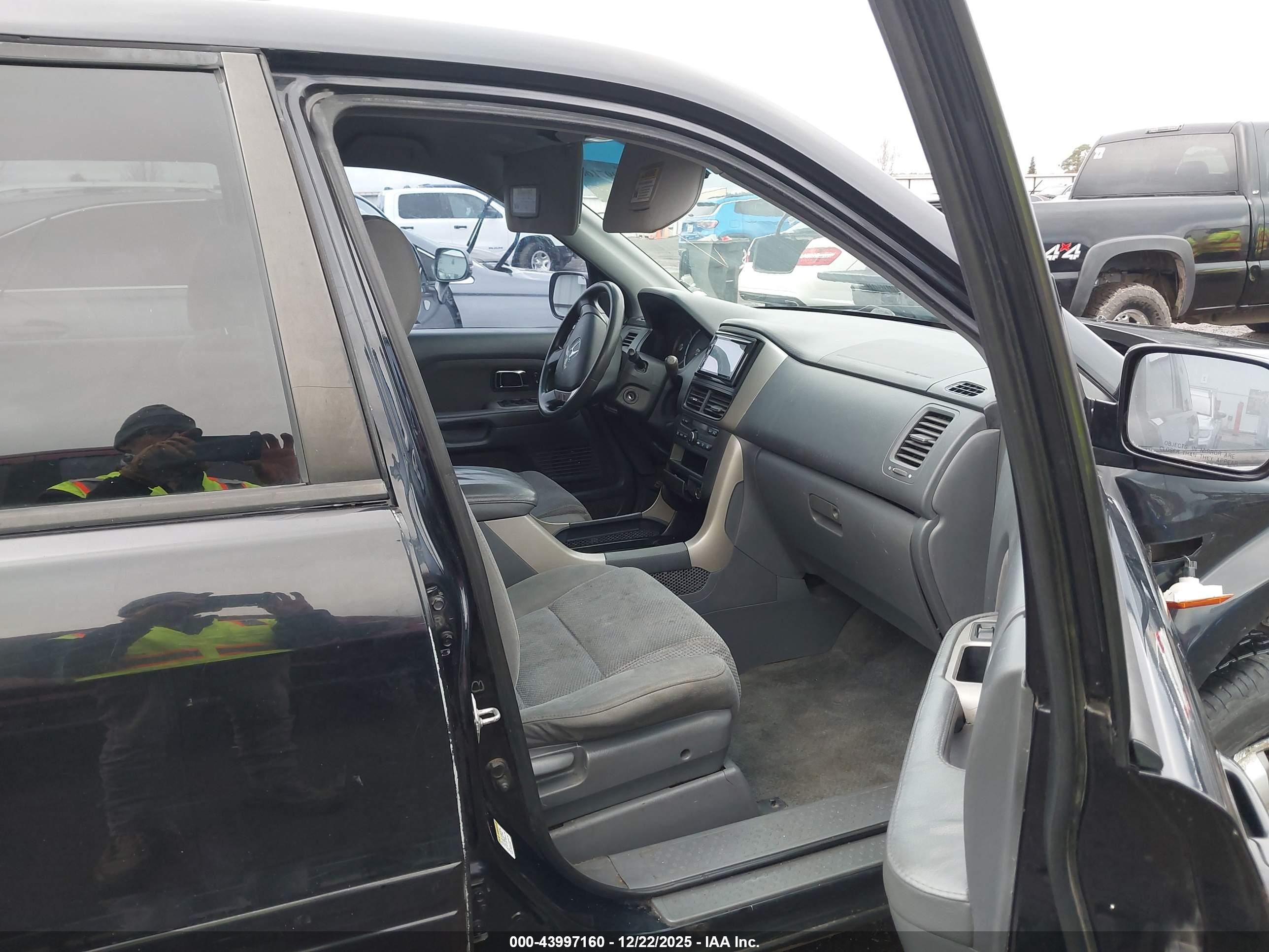 HONDA PILOT image 5
