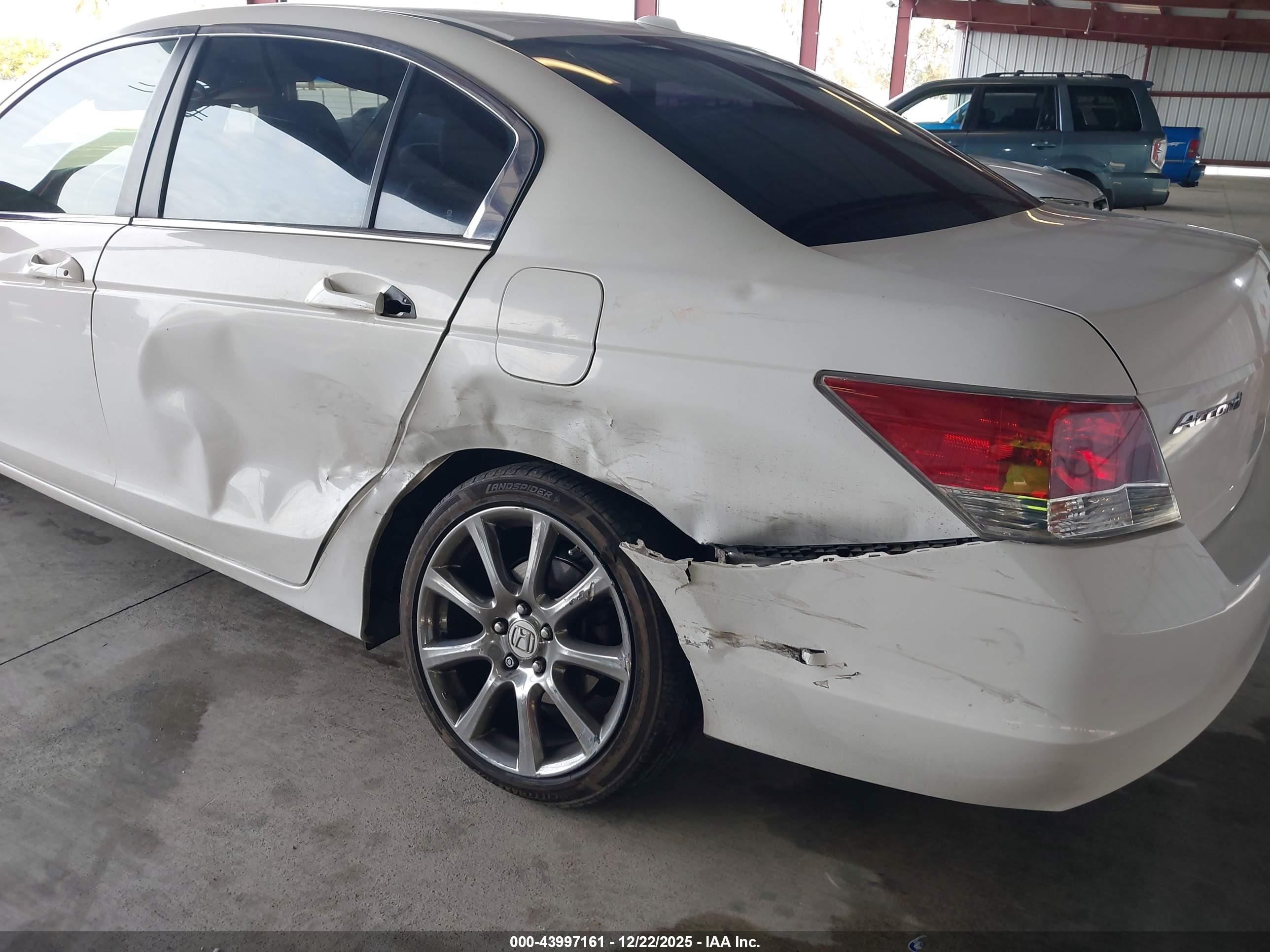 HONDA ACCORD image 6
