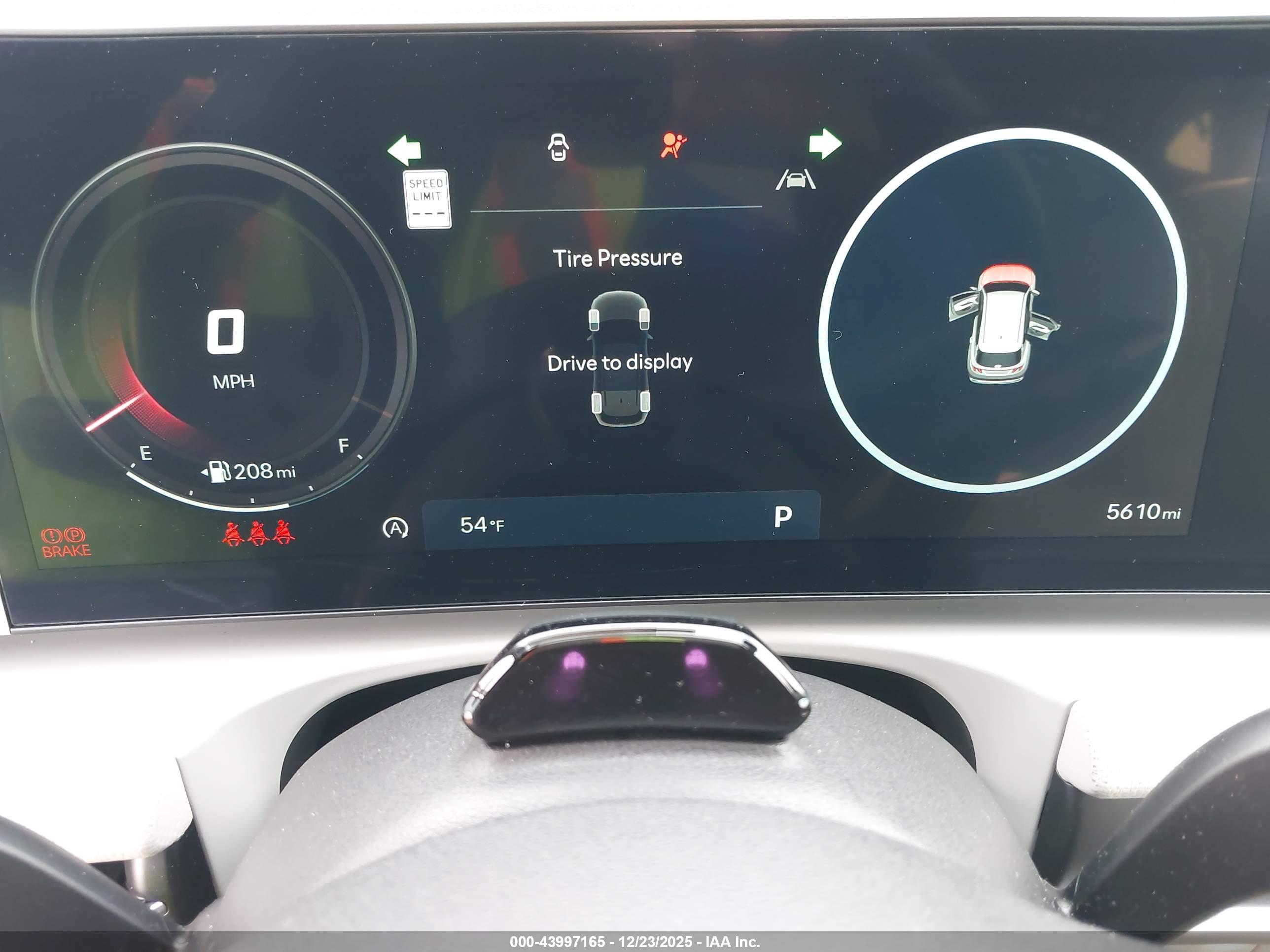 HYUNDAI TUCSON image 7