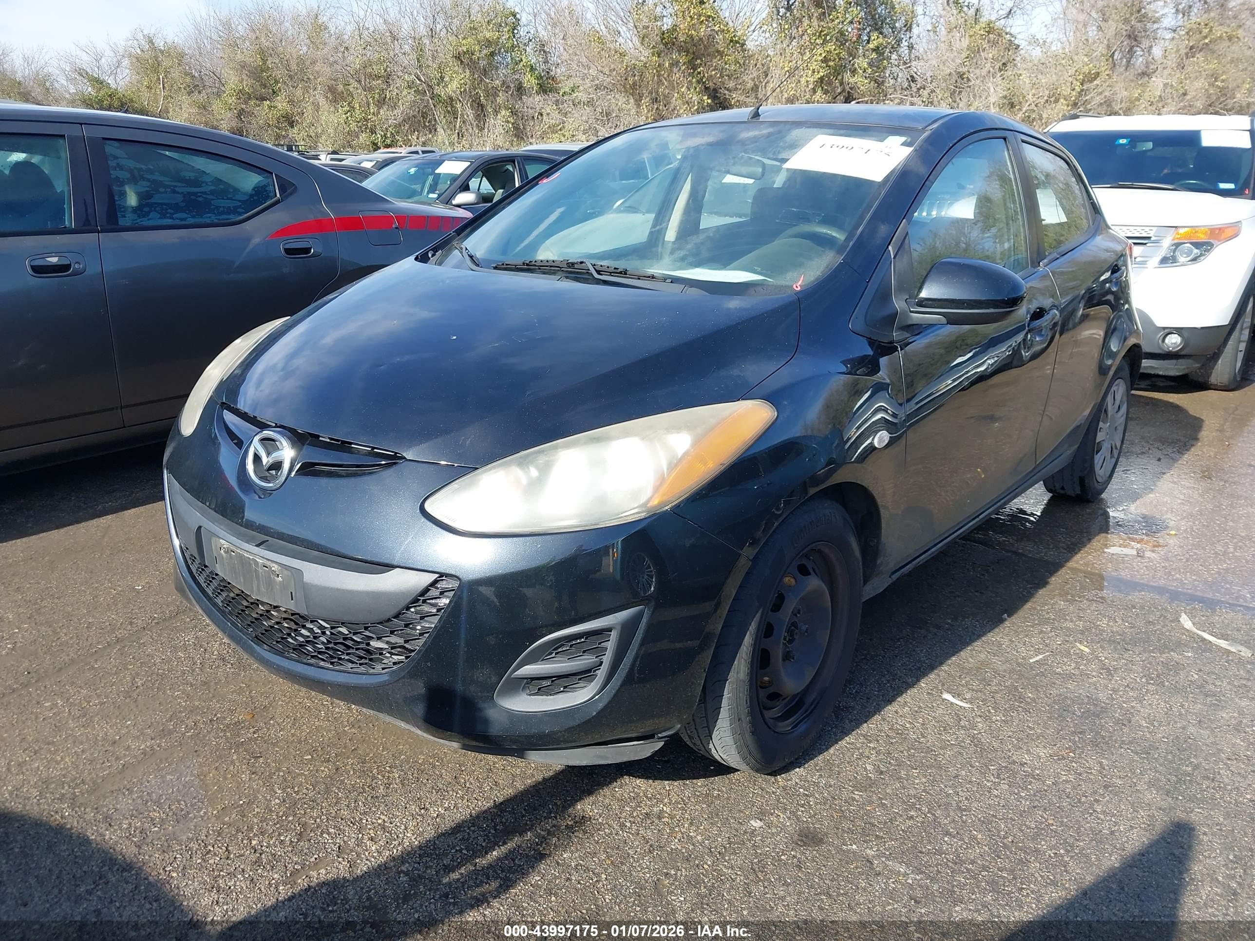 MAZDA MAZDA2 image 2