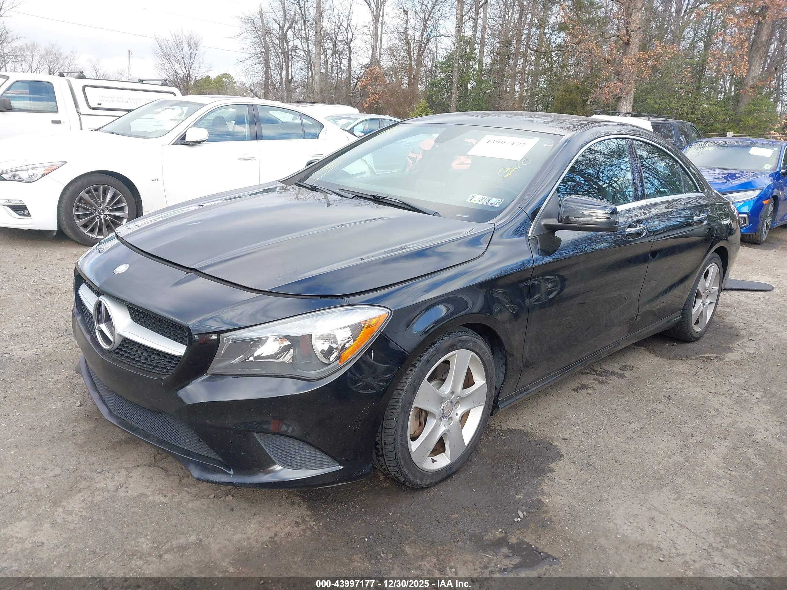 MERCEDES-BENZ CLA image 2
