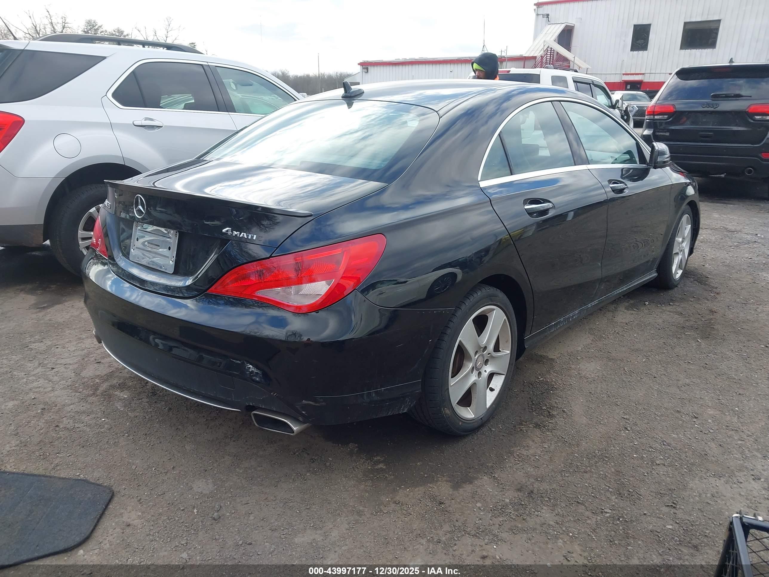 MERCEDES-BENZ CLA image 4