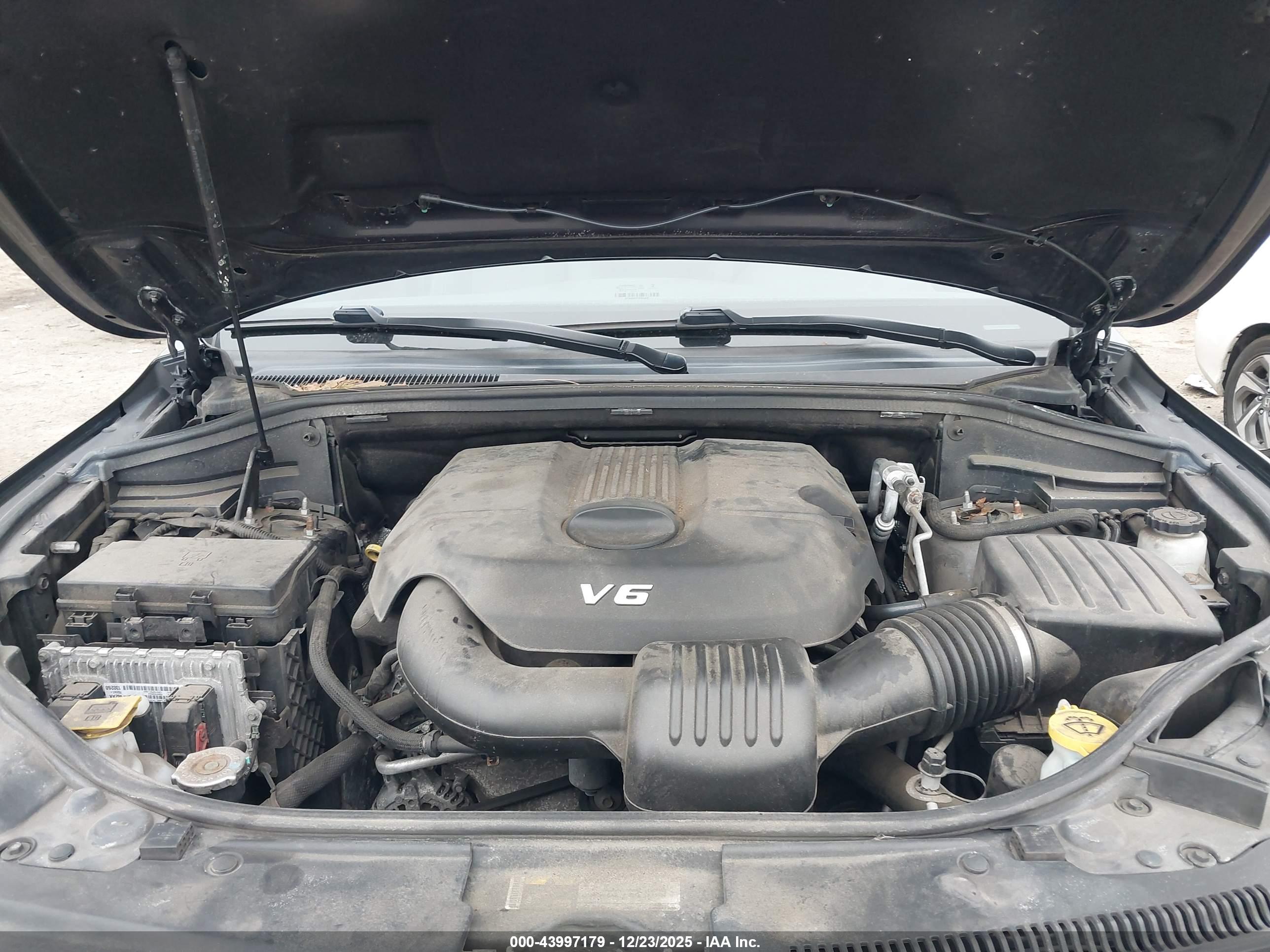 JEEP GRAND image 10