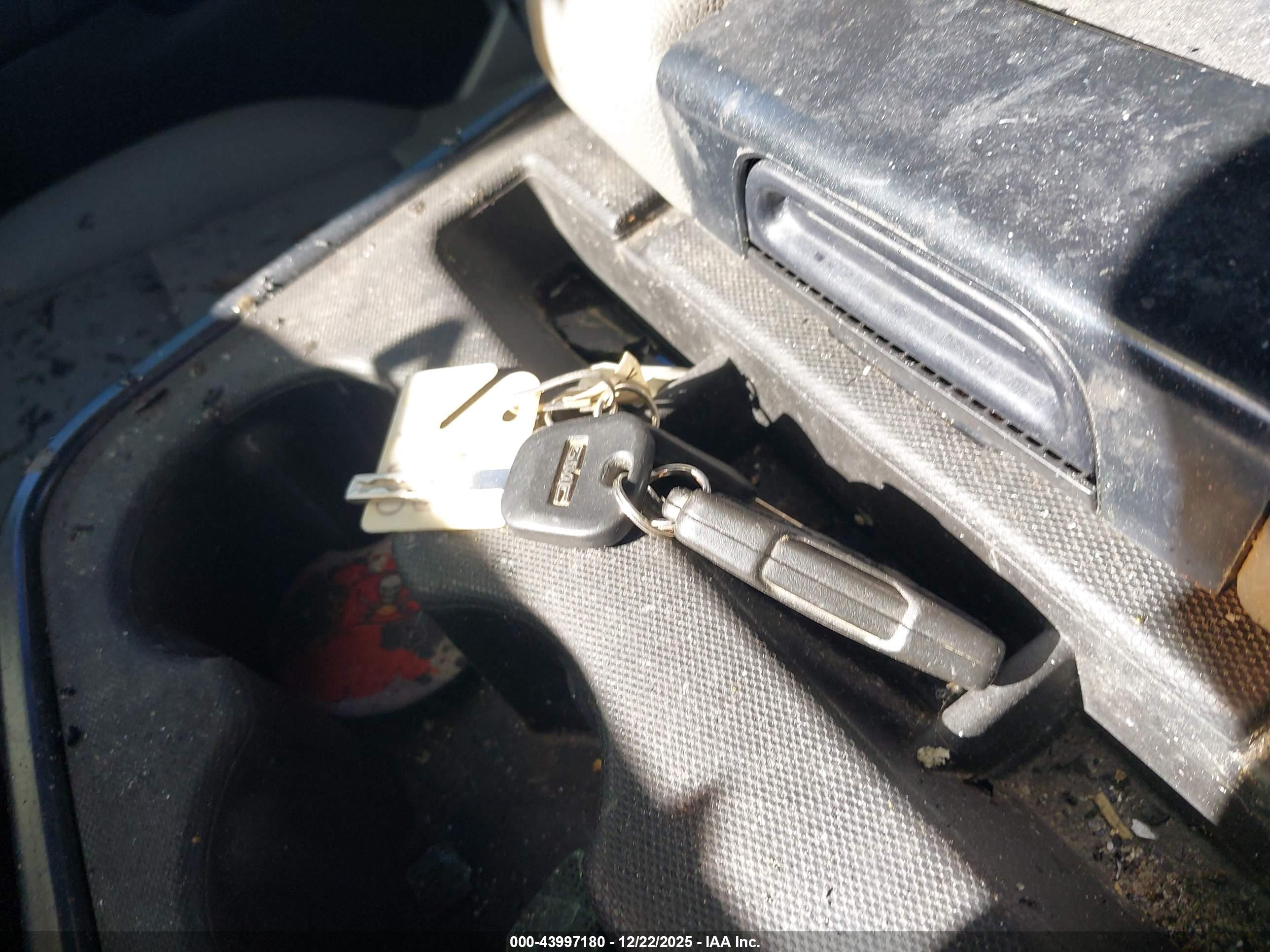 GMC SIERRA image 11