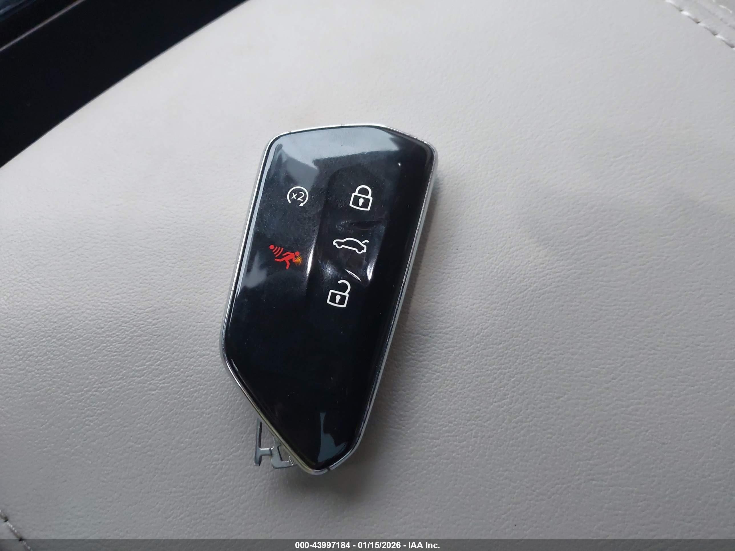 VOLKSWAGEN ATLAS image 11