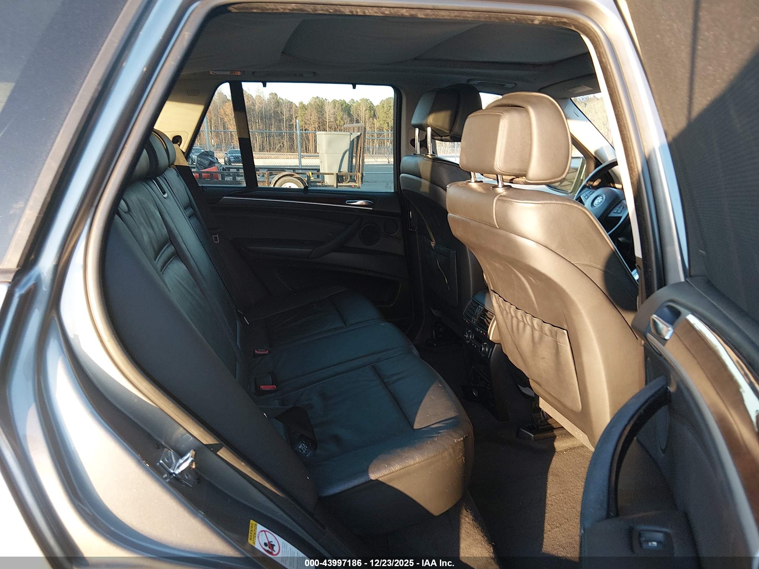 BMW X5 image 8