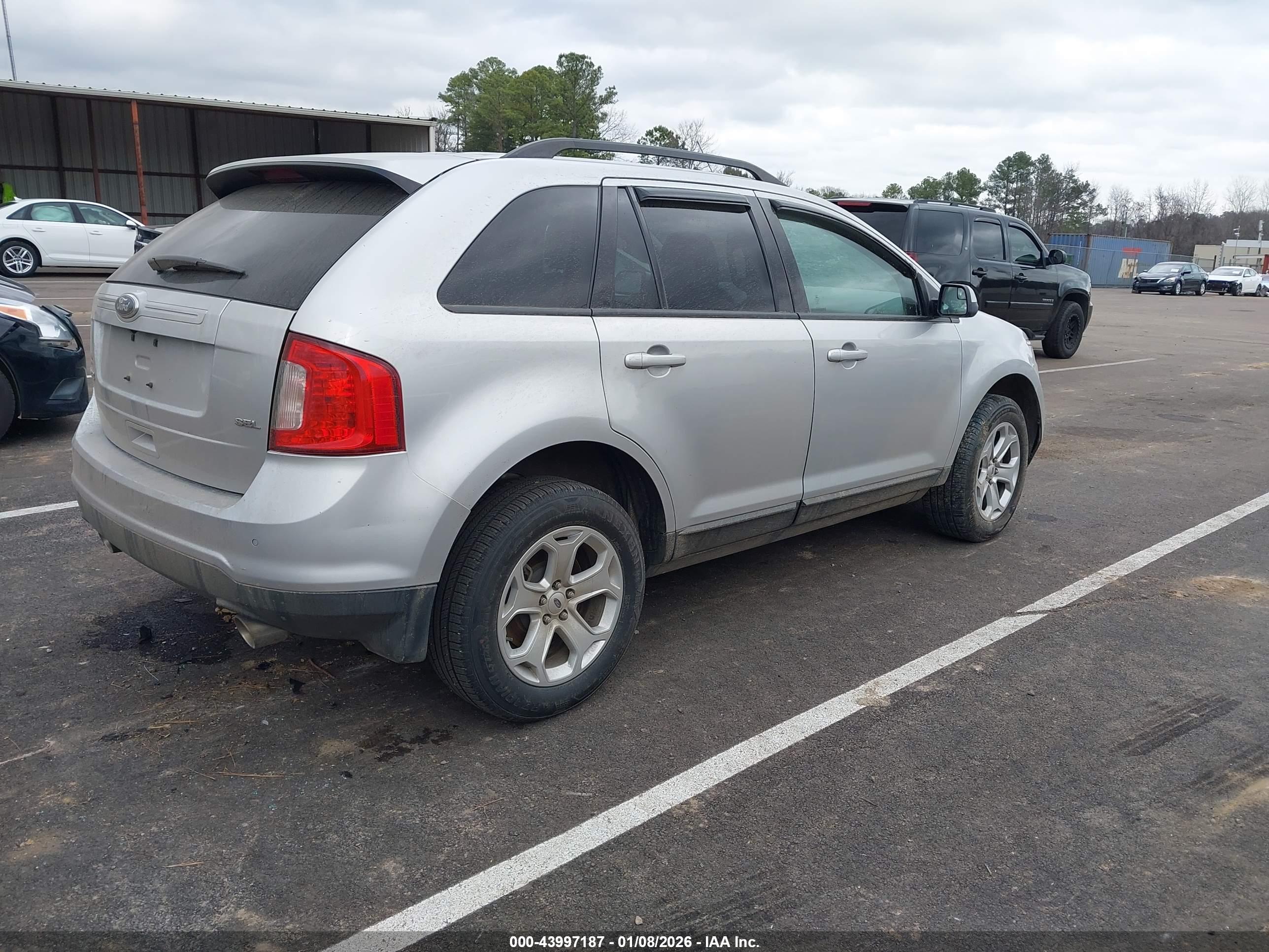 FORD EDGE image 4