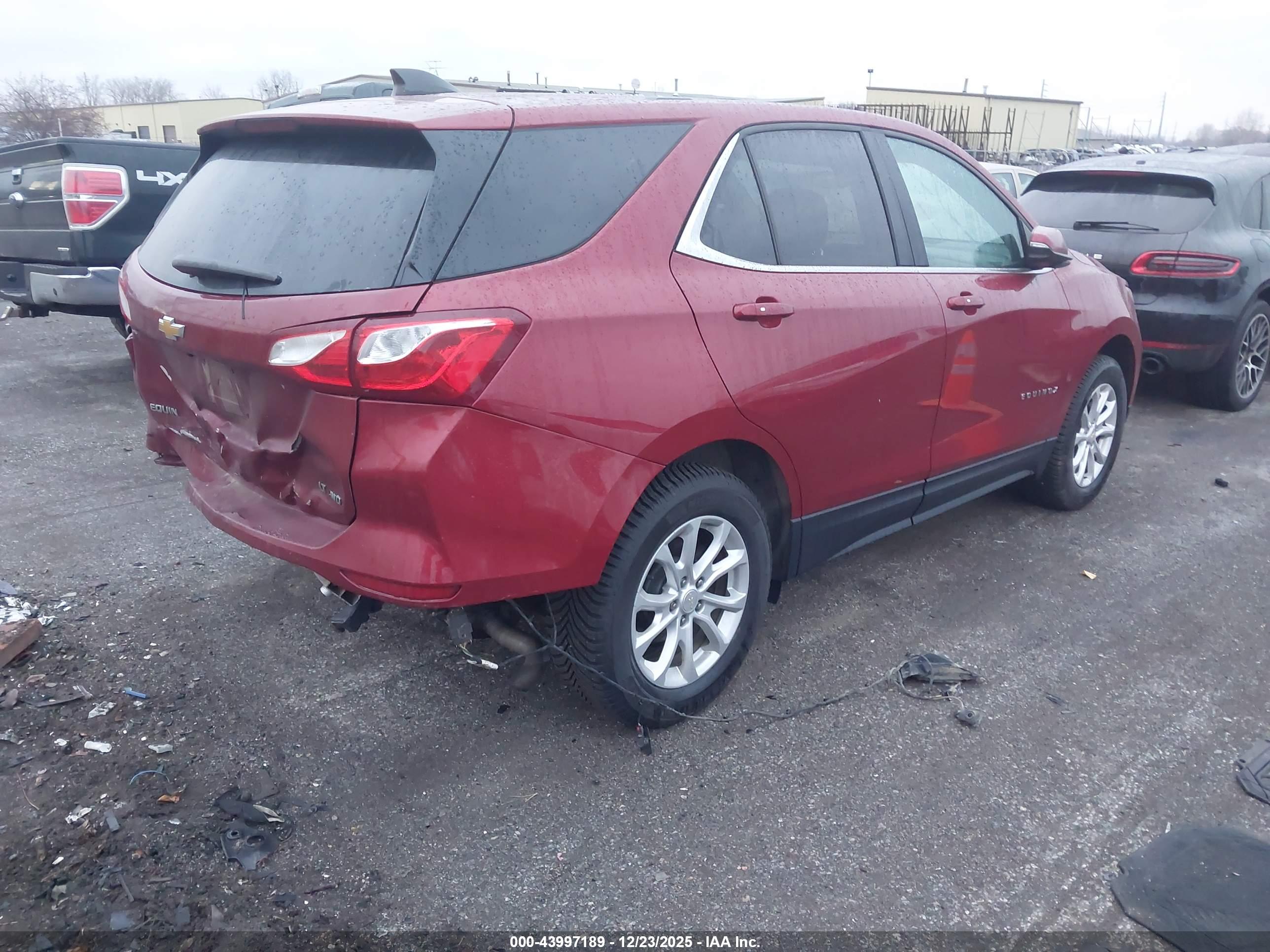 CHEVROLET EQUINOX image 4