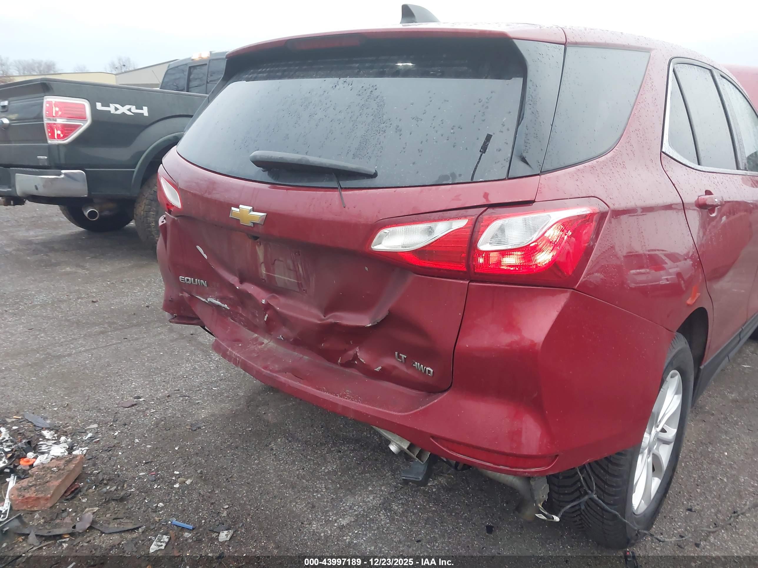 CHEVROLET EQUINOX image 6
