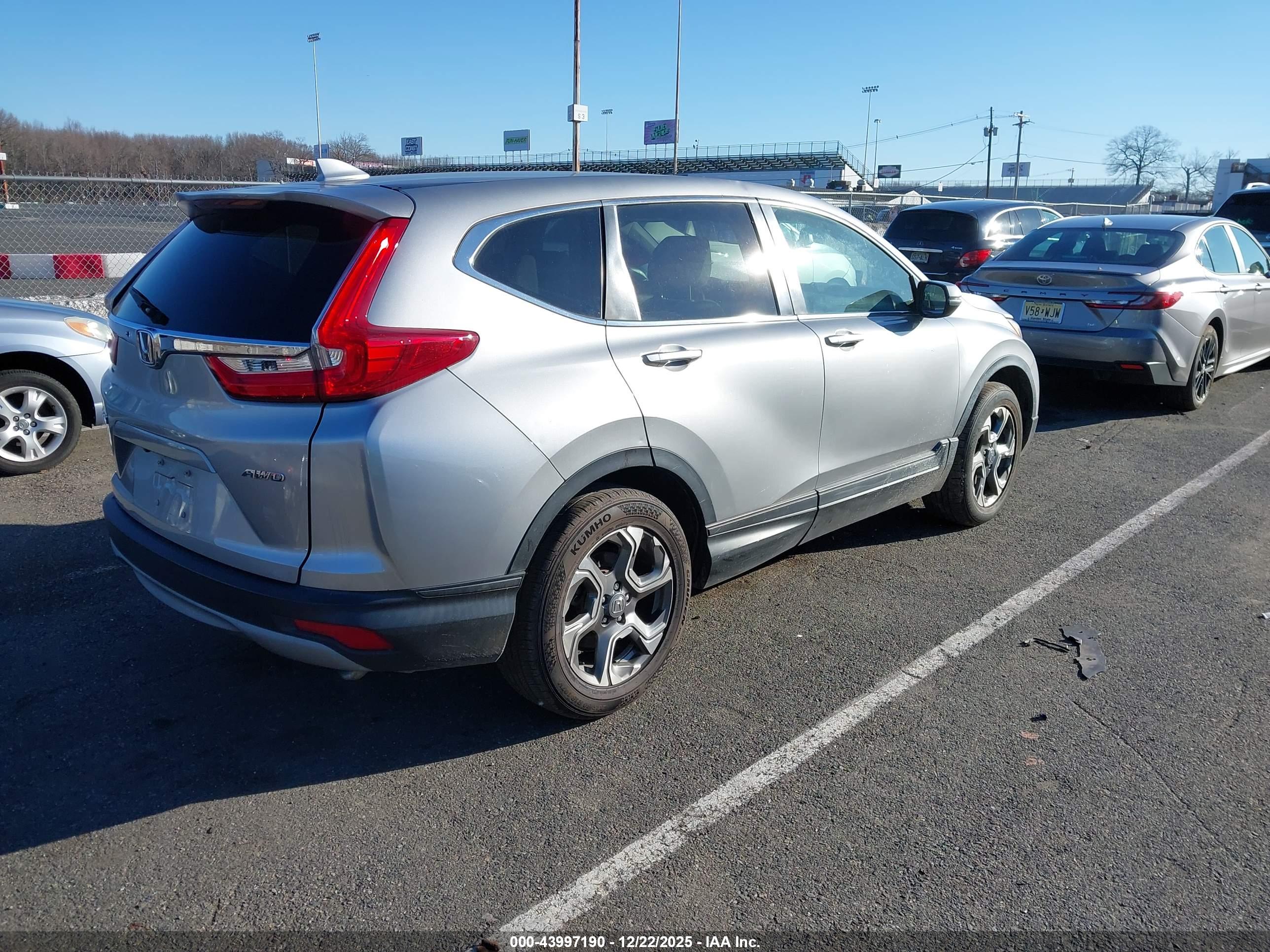 HONDA CR-V image 4