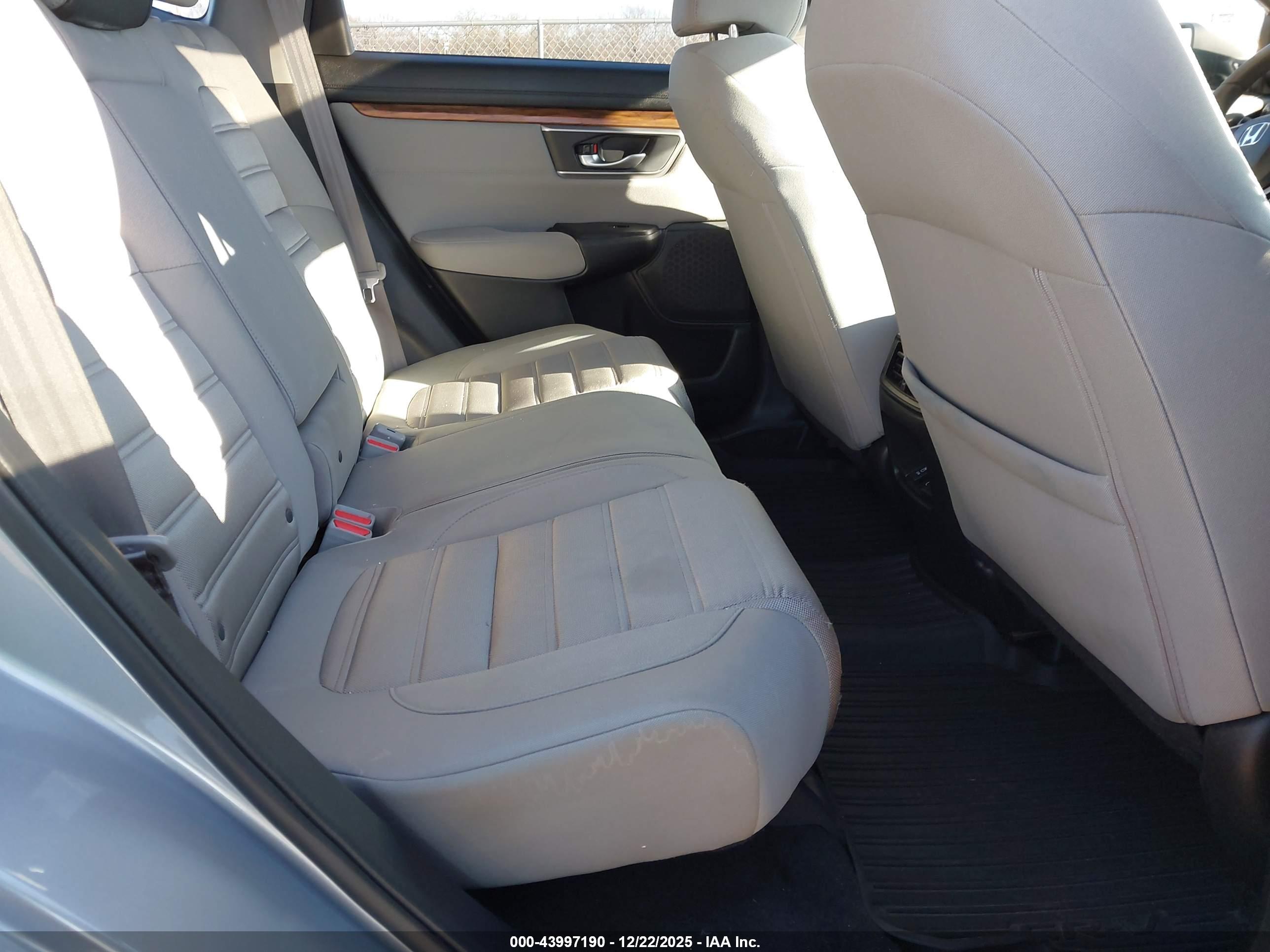 HONDA CR-V image 8