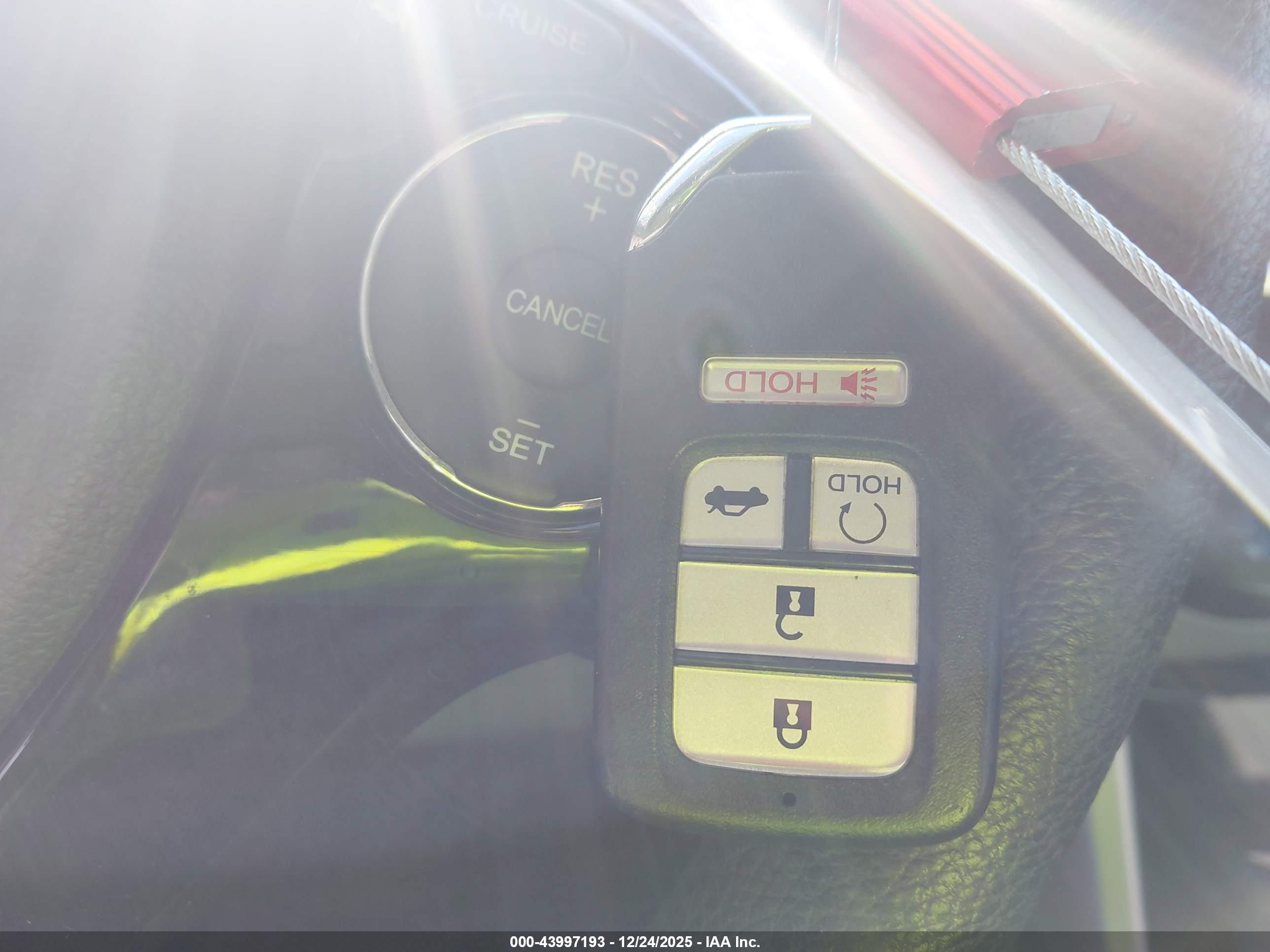 HONDA ACCORD image 11