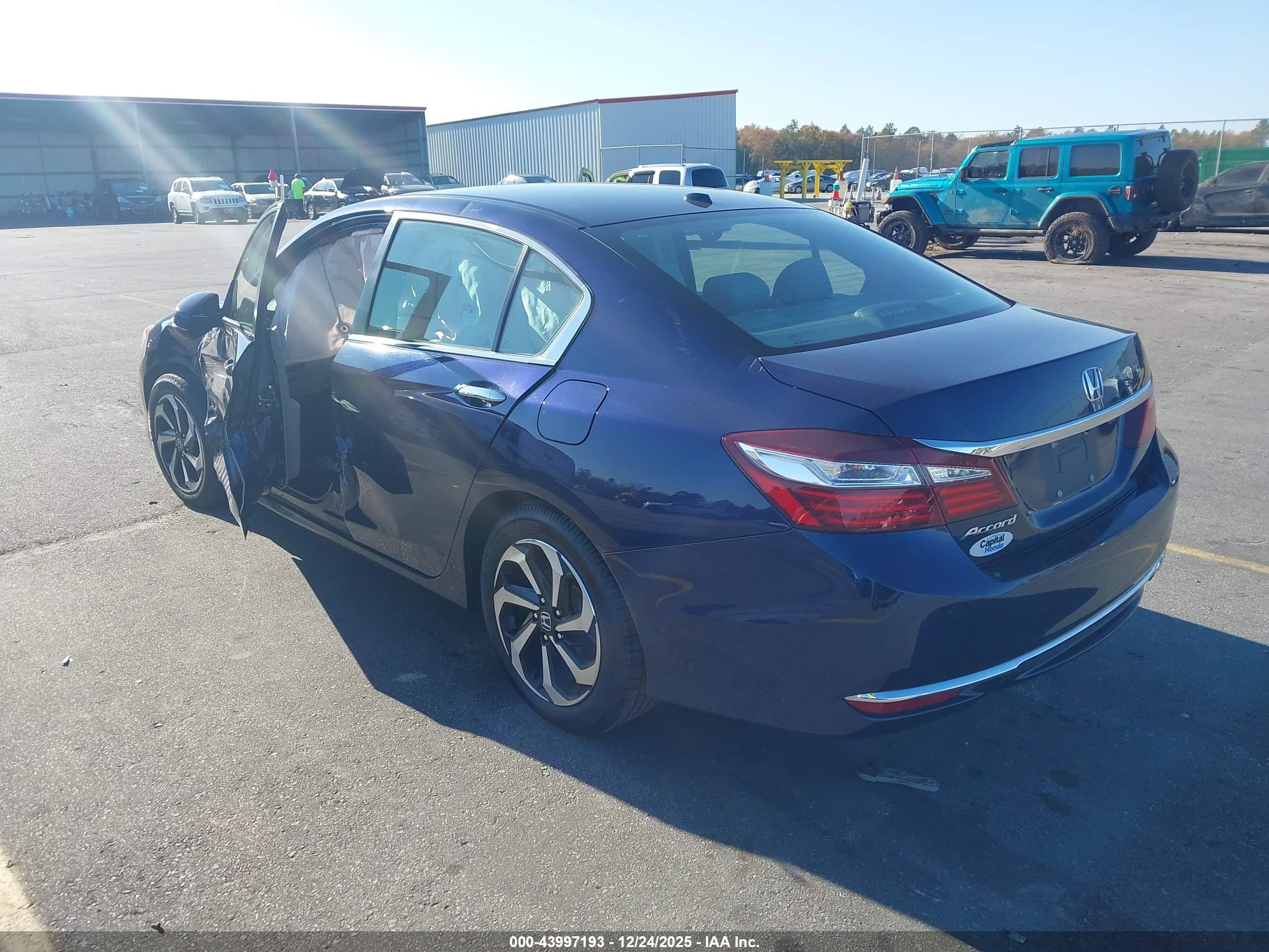 HONDA ACCORD image 3