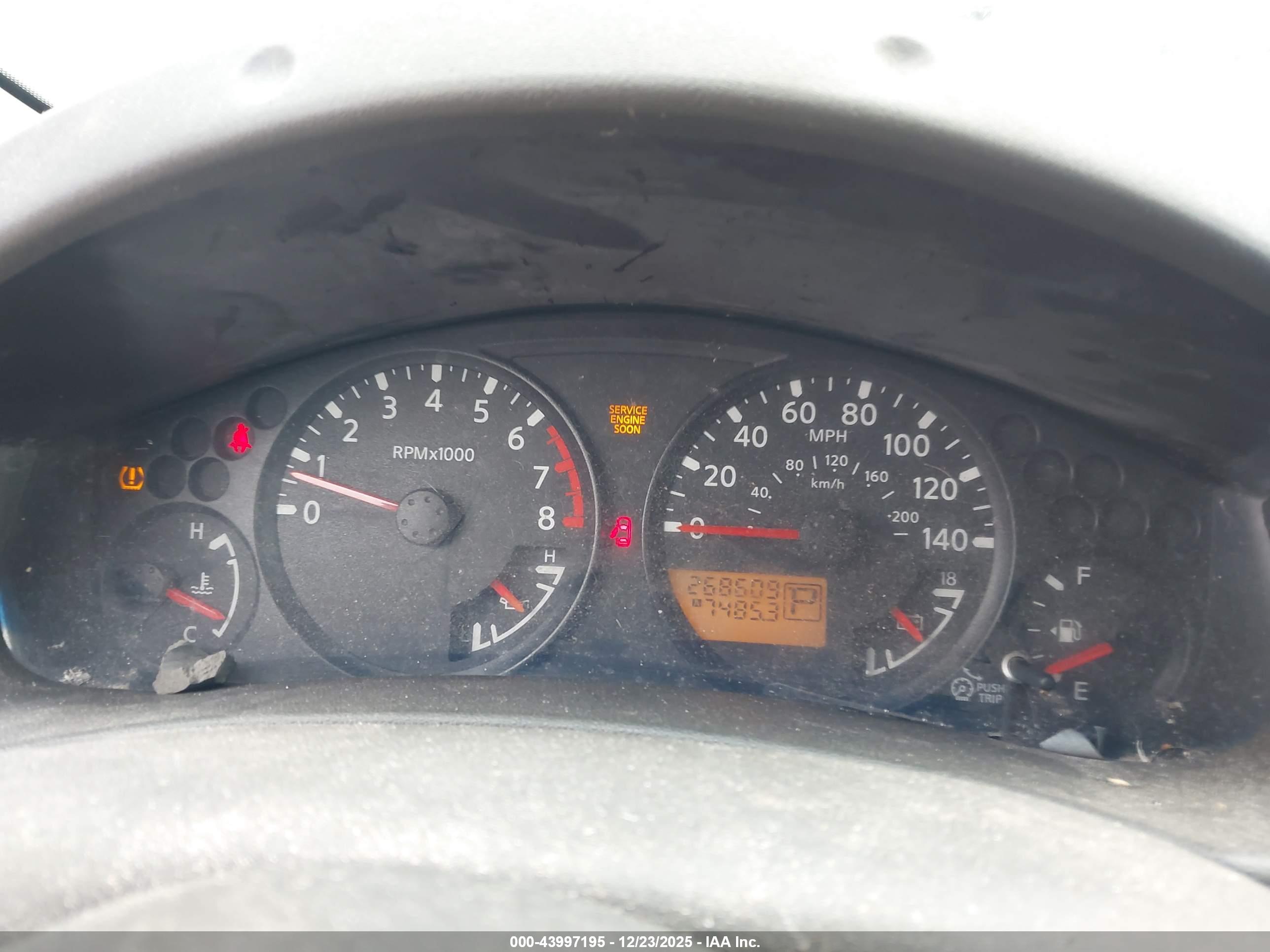 NISSAN FRONTIER image 7
