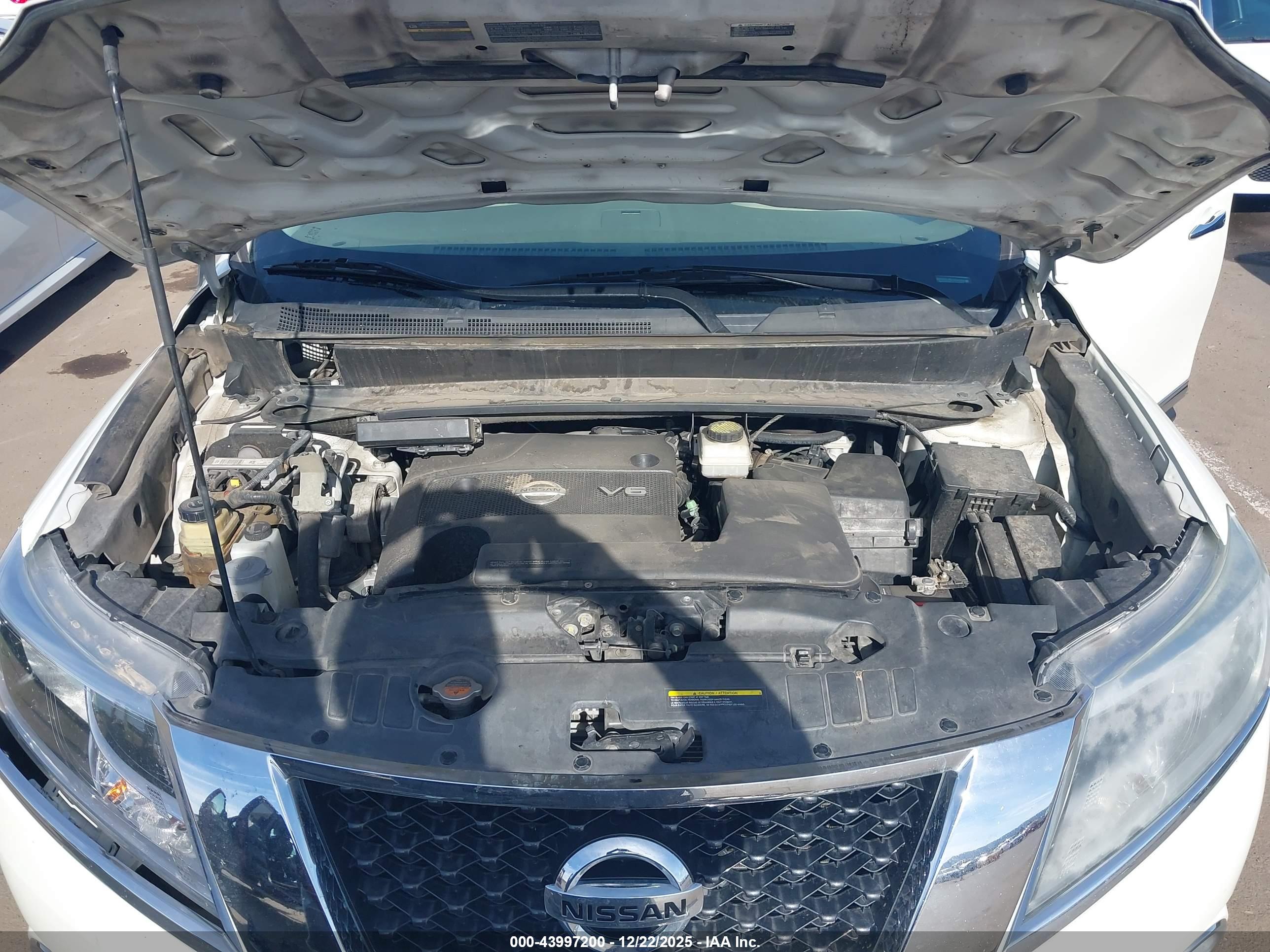 NISSAN PATHFINDER image 10