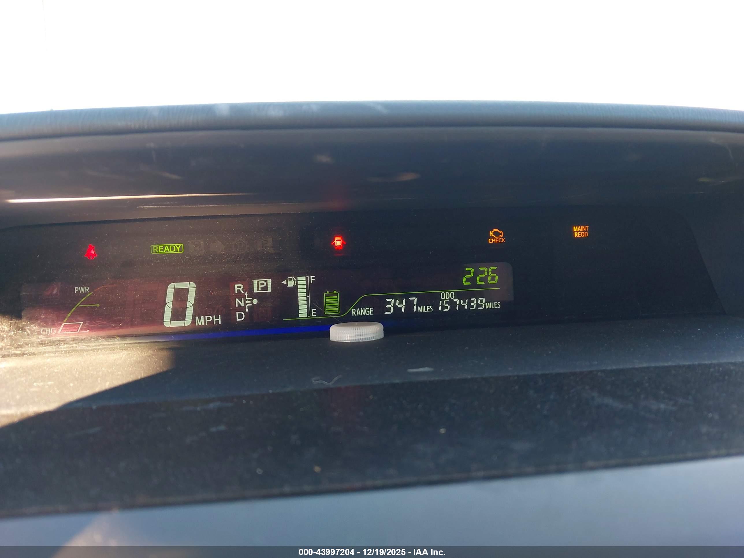 TOYOTA PRIUS image 7