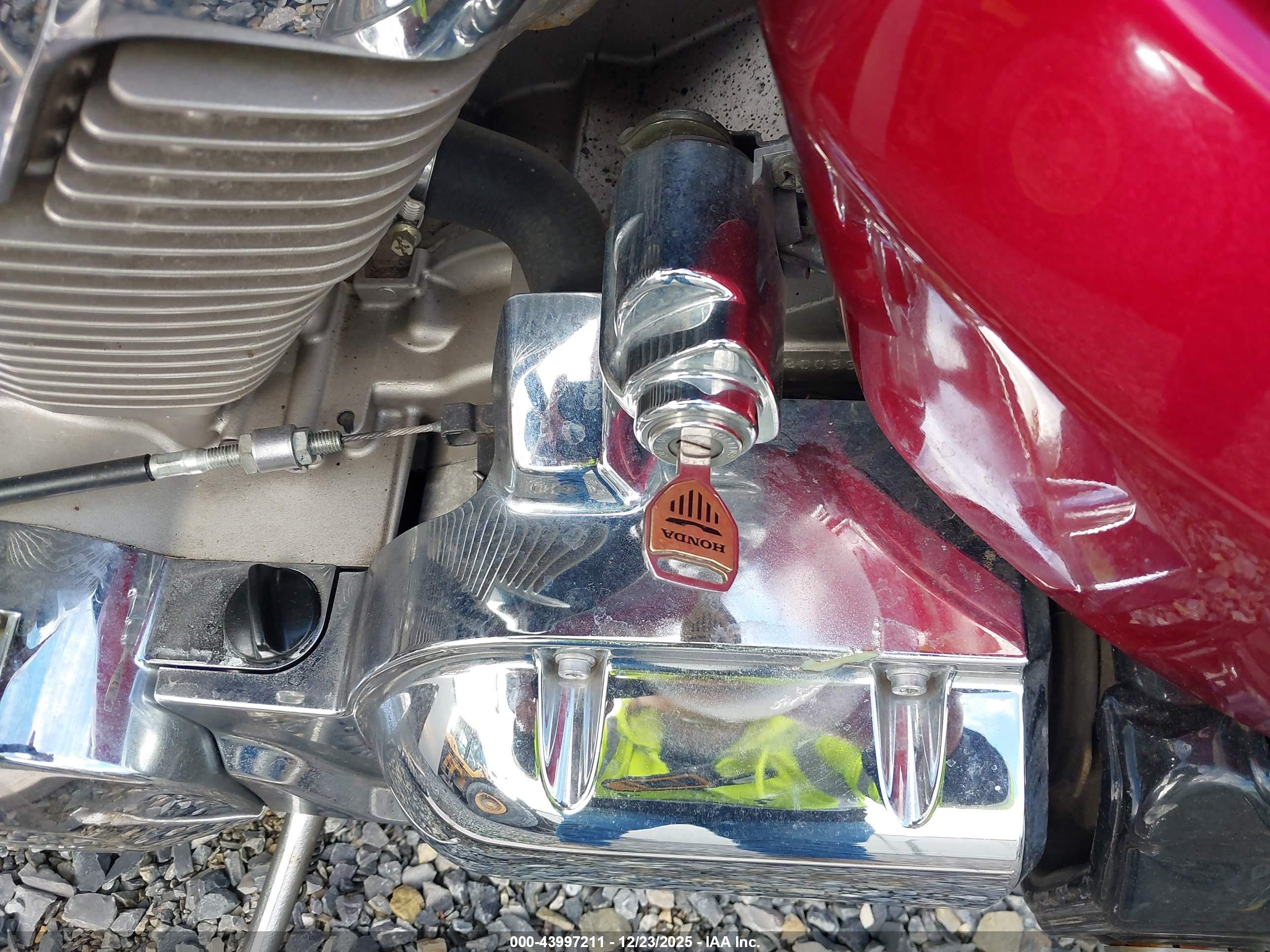 HONDA VTX1300 image 11